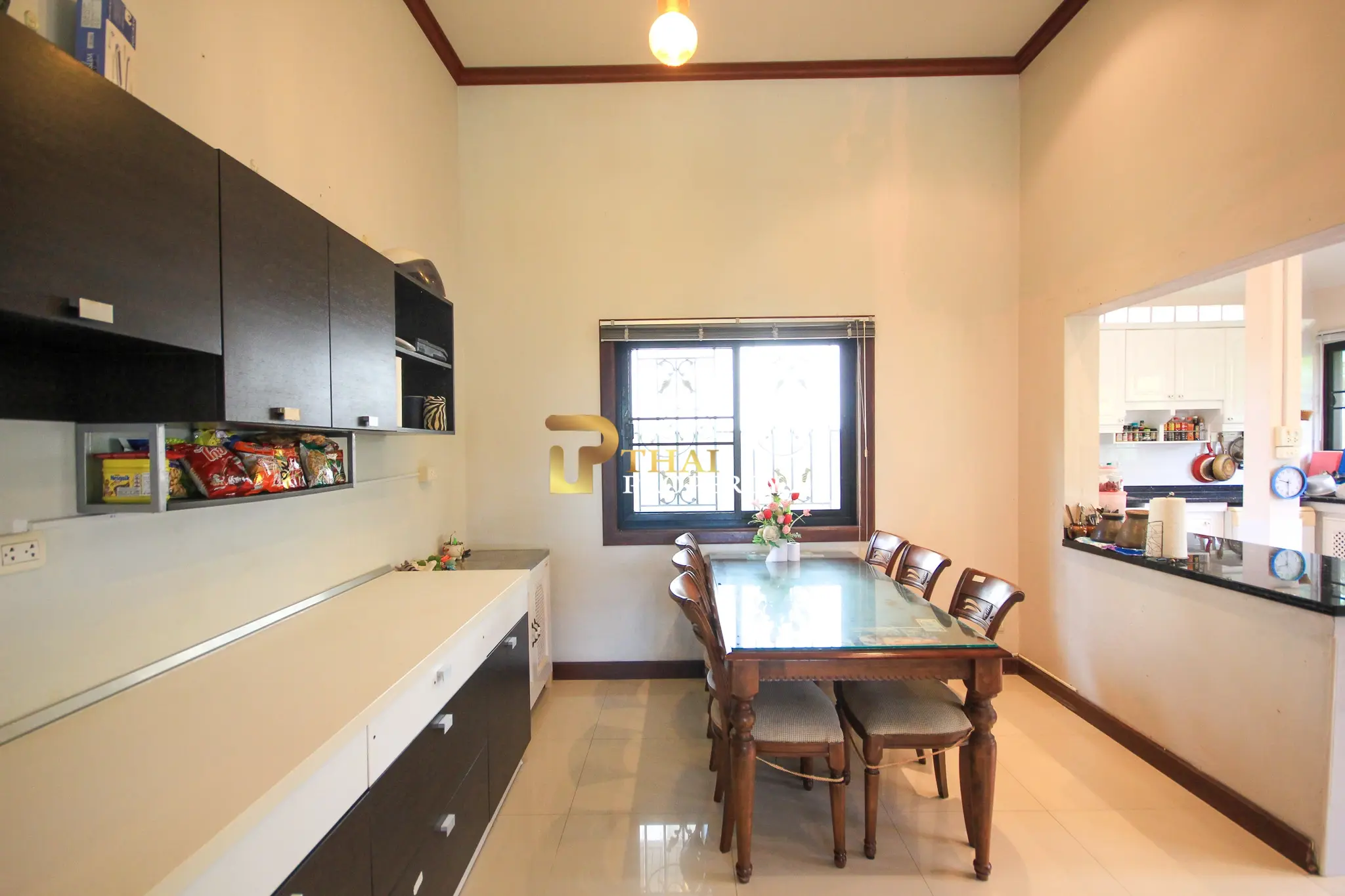 Koselig sentral familiebolig rett overfor fellesbassenget – Horizon Hua Hin, Soi 88