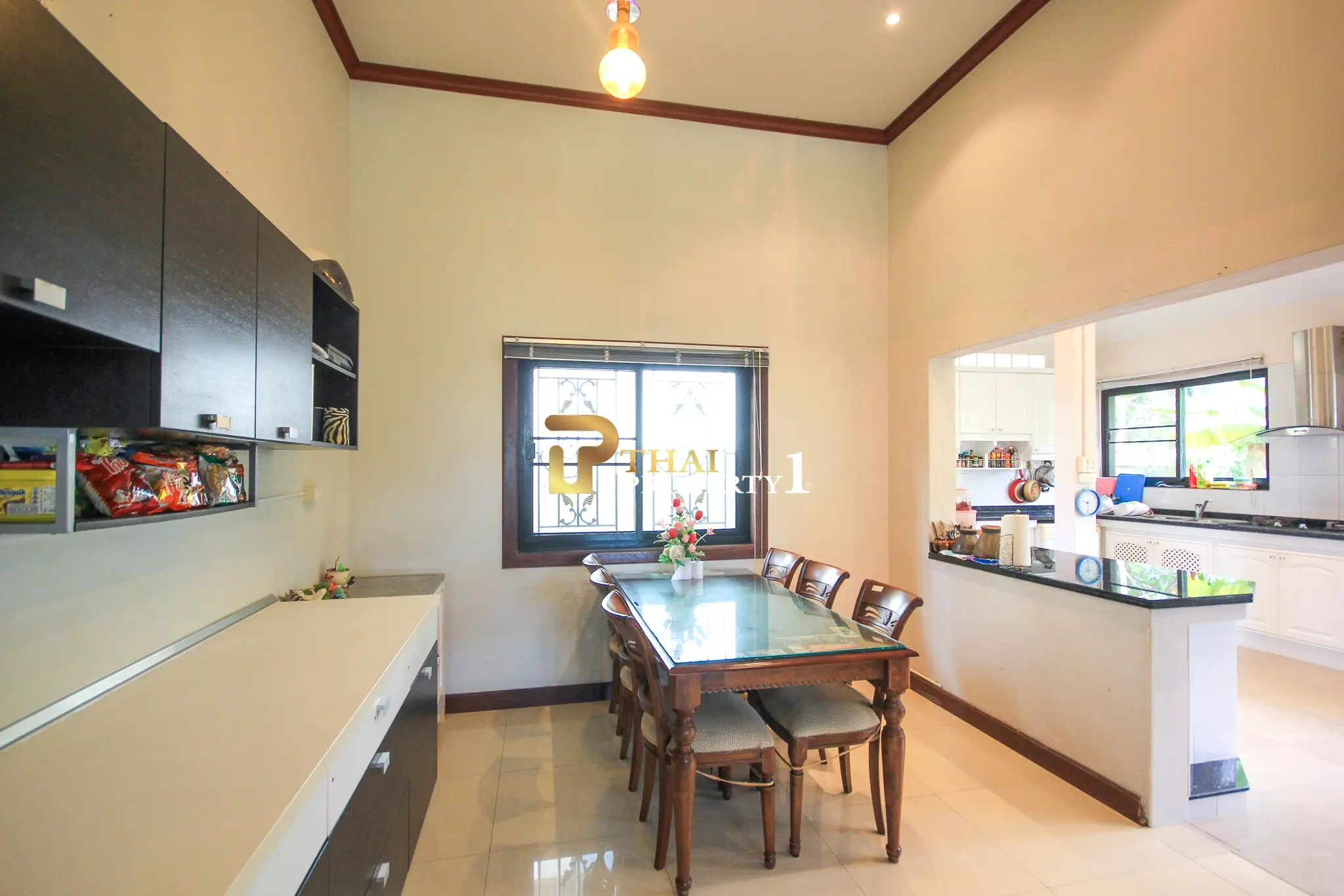 Koselig sentral familiebolig rett overfor fellesbassenget – Horizon Hua Hin, Soi 88