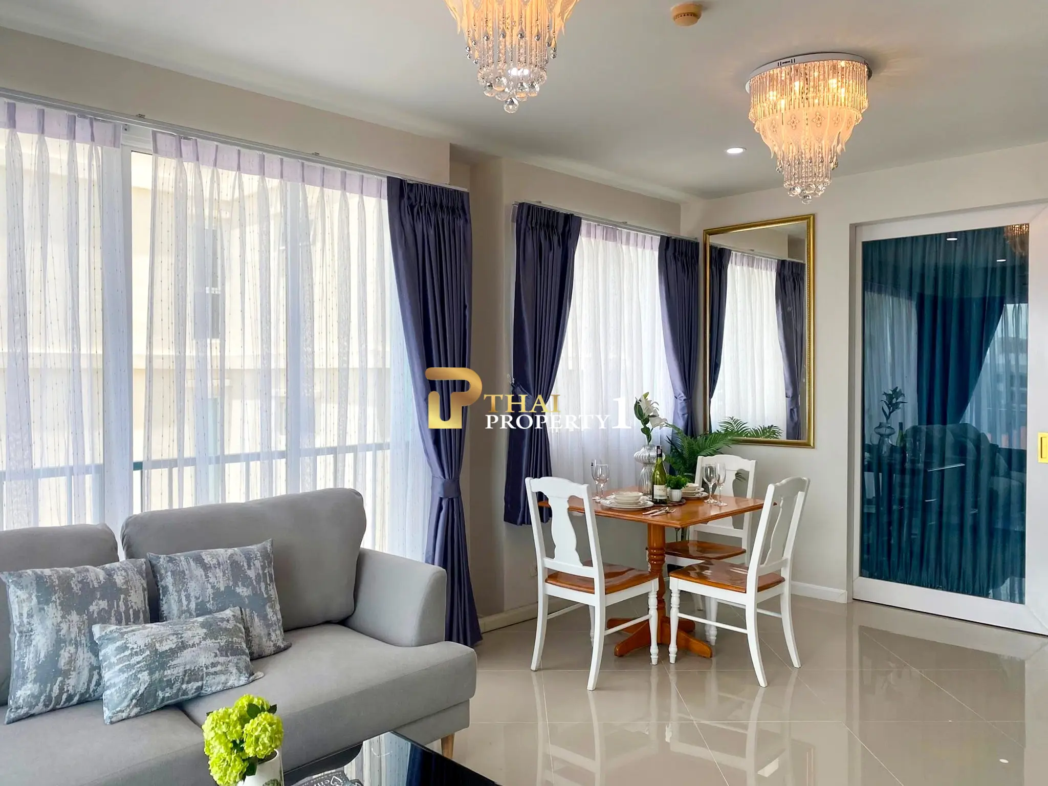 Fully Furnished 2-Bedroom Condo for Sale at Diamond Suite Pattaya Thappraya