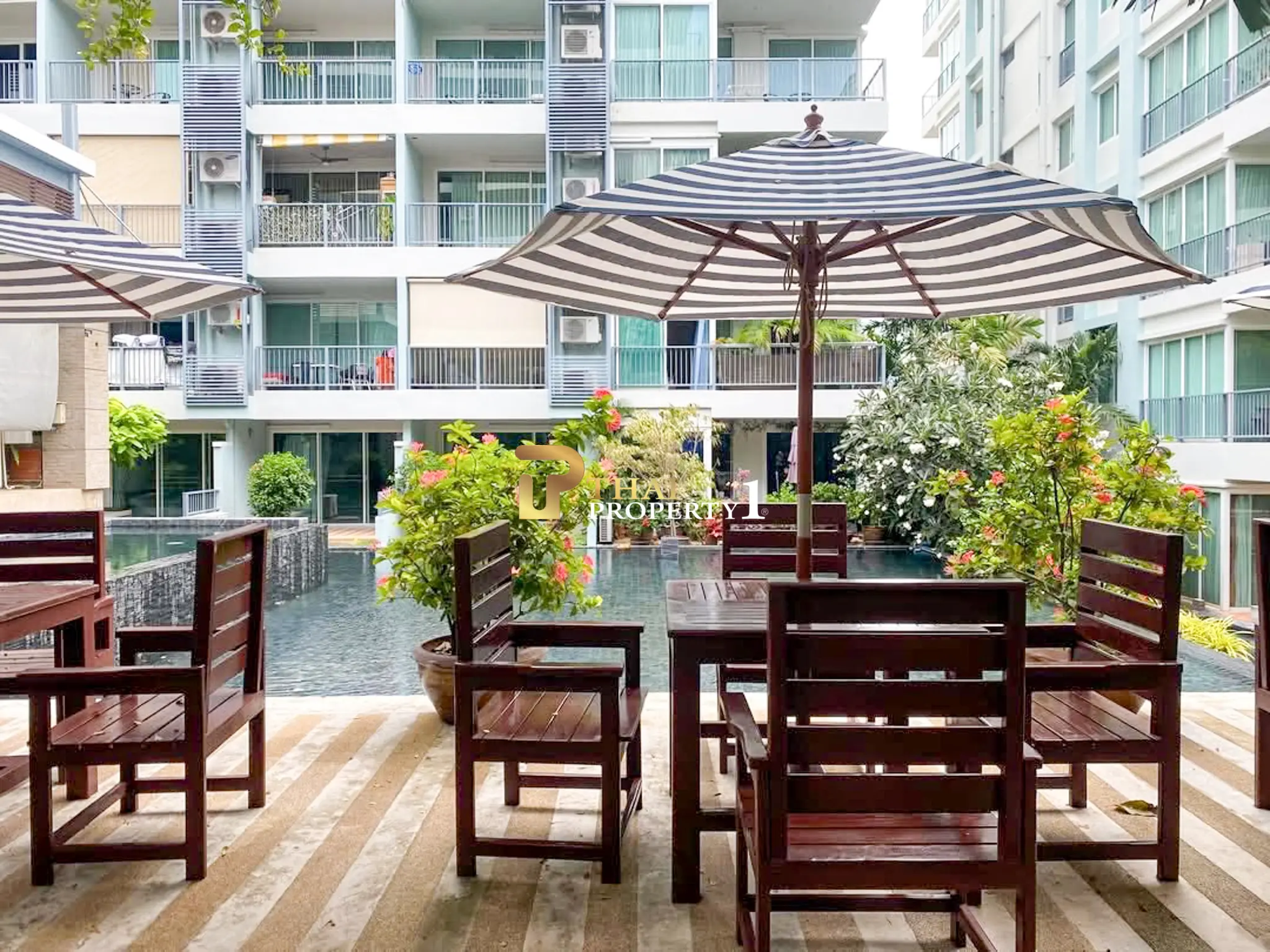 Fully Furnished 2-Bedroom Condo for Sale at Diamond Suite Pattaya Thappraya