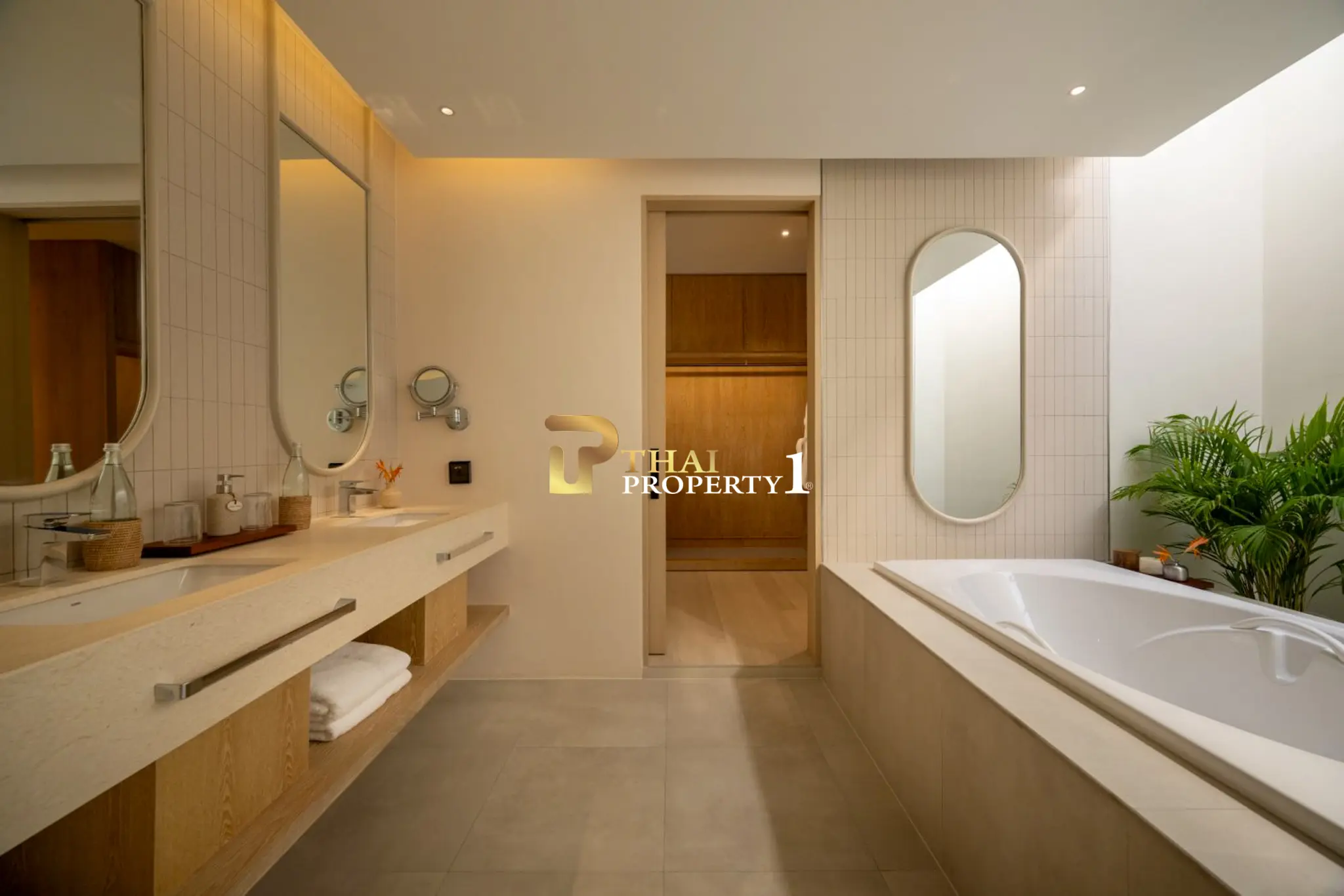 Investment Luxury Pool Villa in Na jomtien Pattaya at Mövenpick 5-Star Beach Access