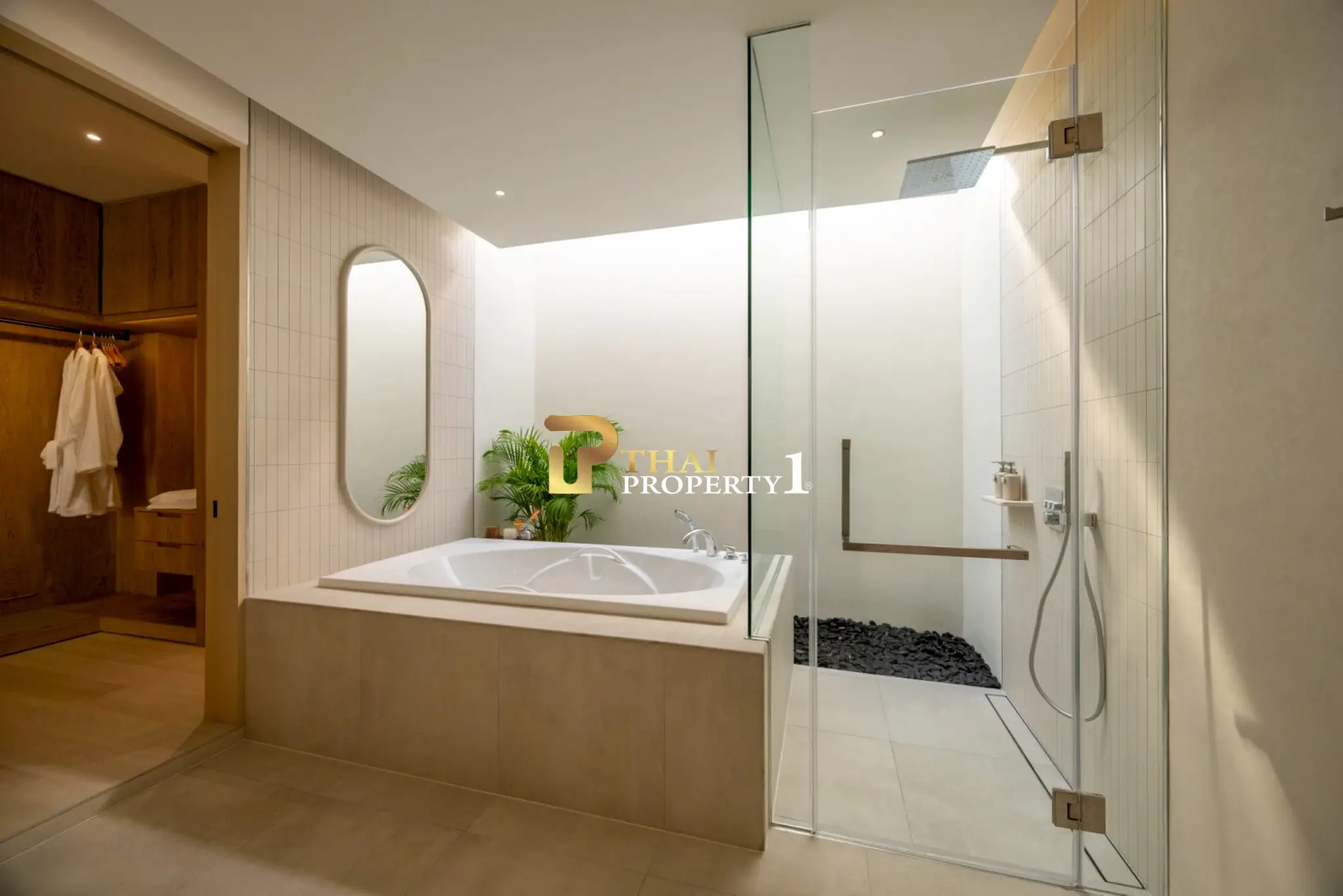 Investment Luxury Pool Villa in Na jomtien Pattaya at Mövenpick 5-Star Beach Access