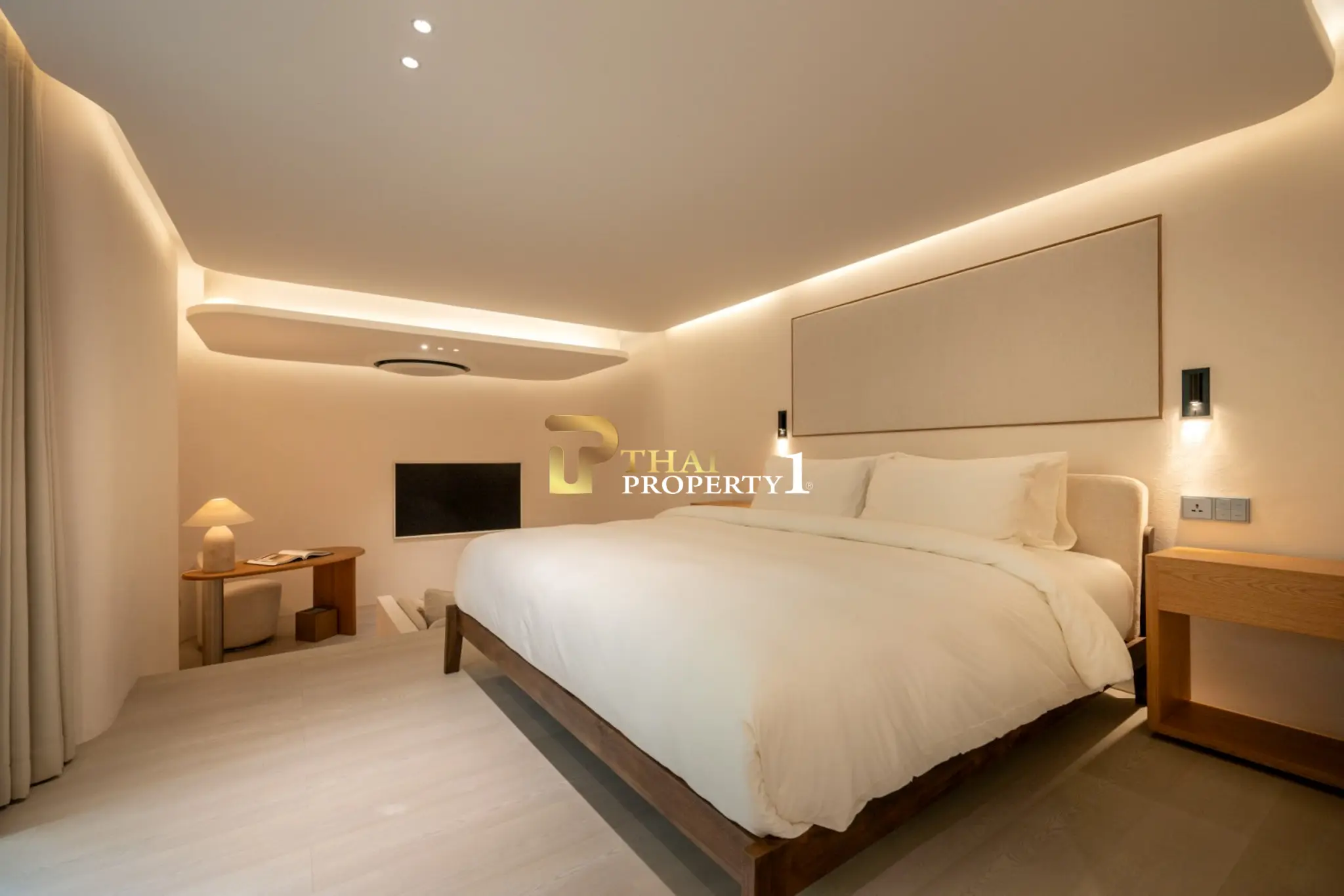Investment Luxury Pool Villa in Na jomtien Pattaya at Mövenpick 5-Star Beach Access