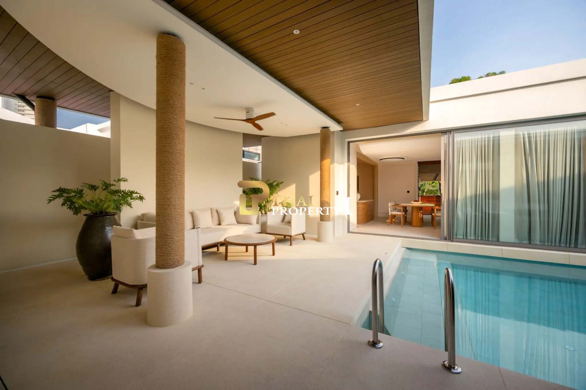 Investment Luxury Pool Villa in Na jomtien Pattaya at Mövenpick 5-Star Beach Access