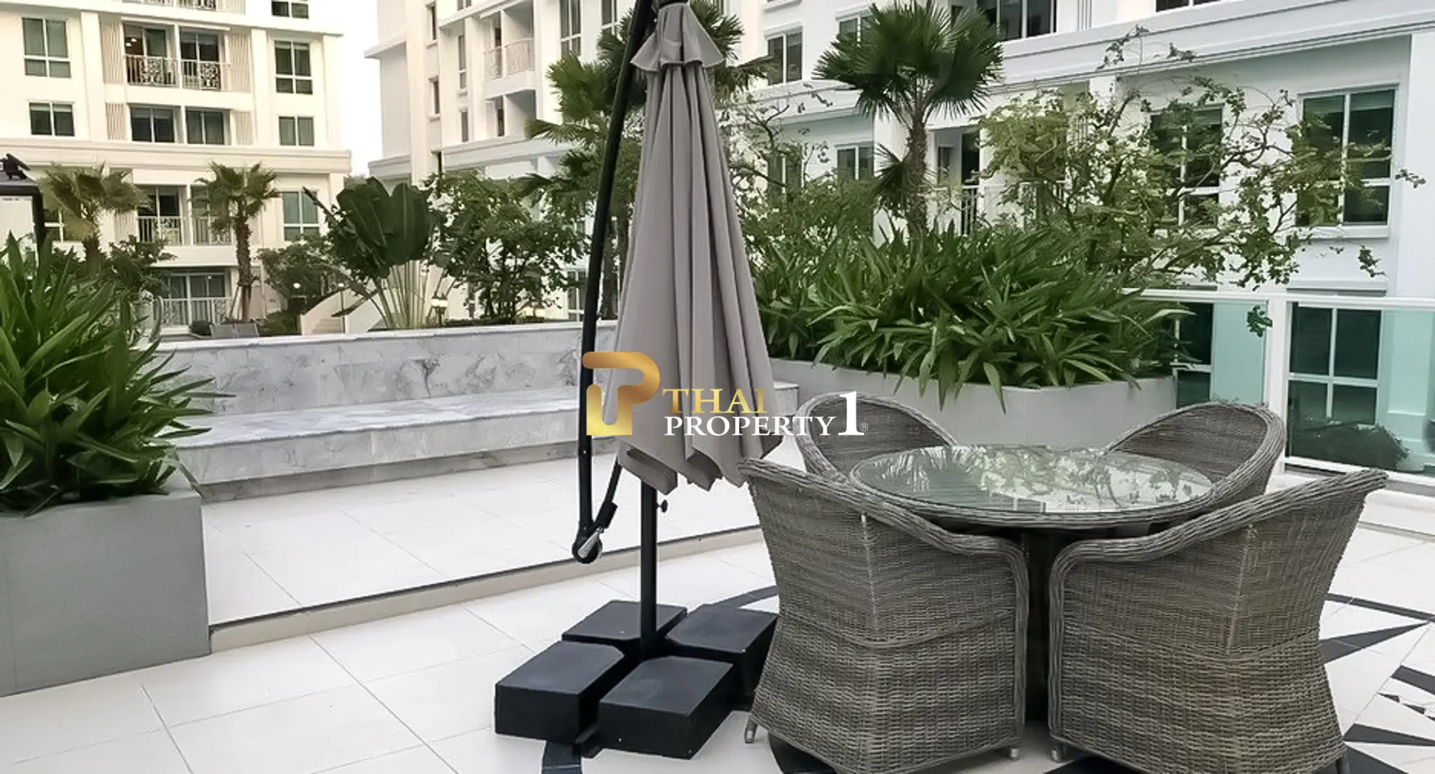 Modern 1-Bedroom Pool View Condo for Sale in Jomtien - The Orient Resort & Spa