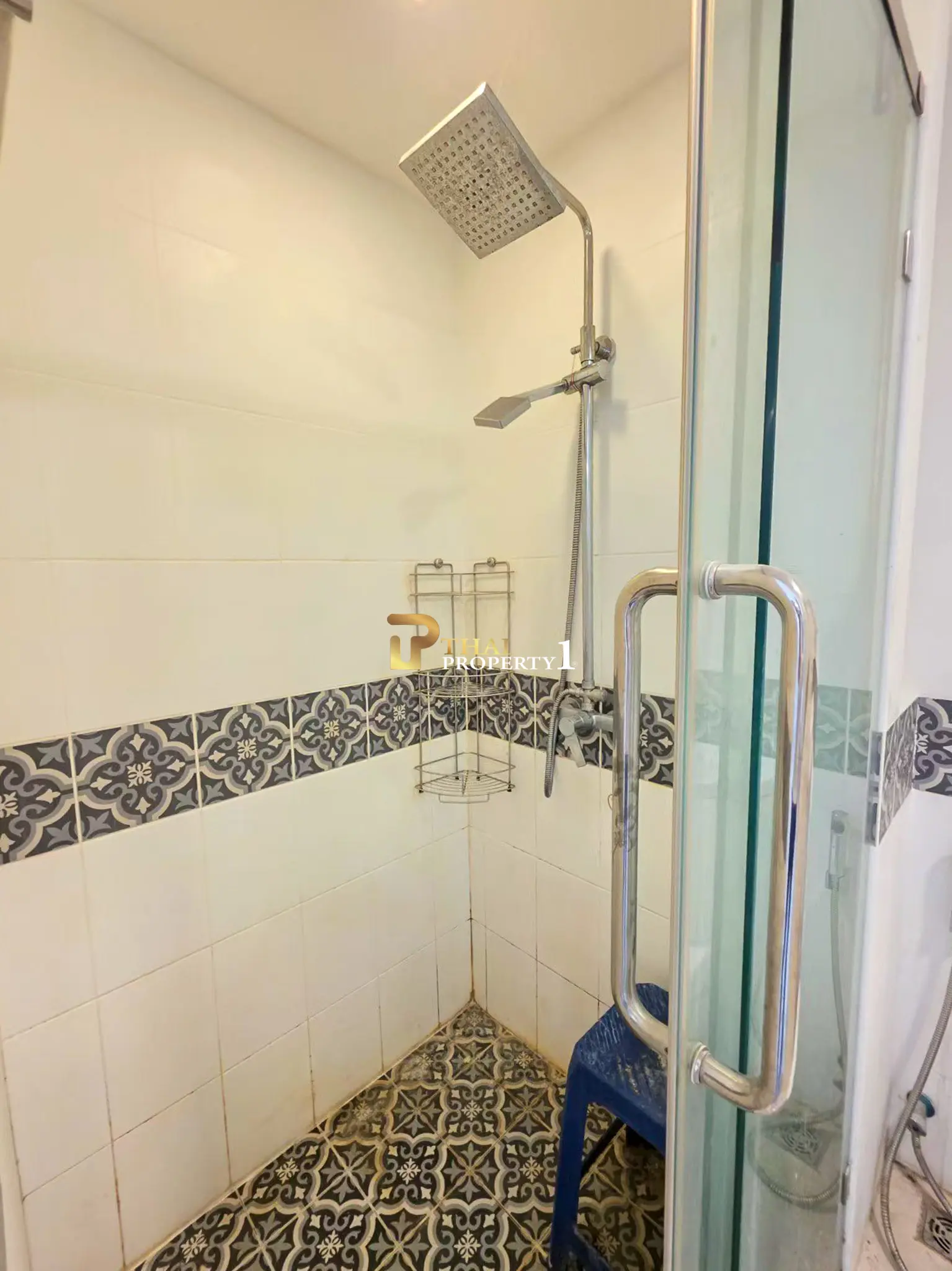 Modern 1-Bedroom Pool View Condo for Sale in Jomtien - The Orient Resort & Spa