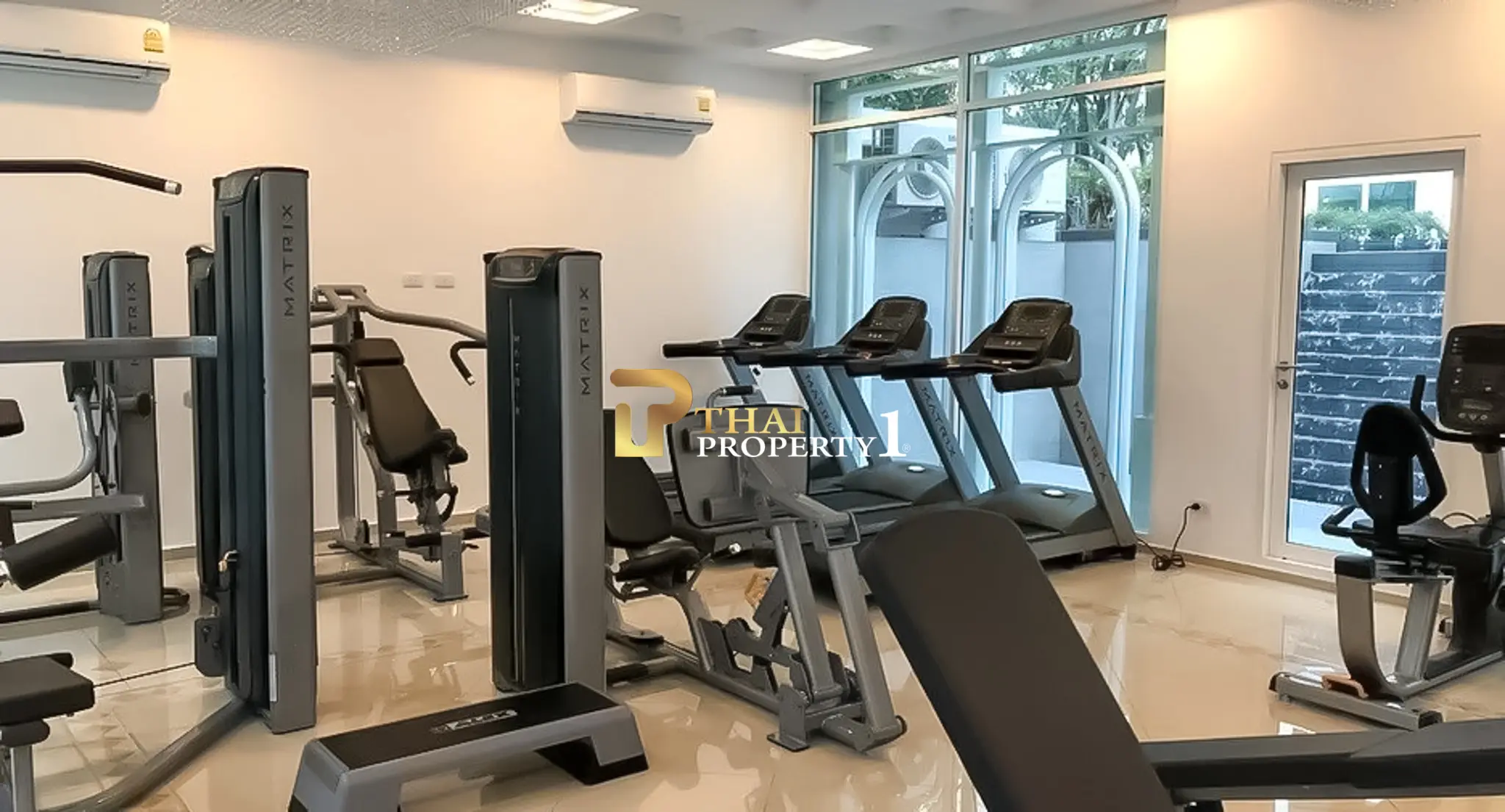 Modern 1-Bedroom Pool View Condo for Sale in Jomtien - The Orient Resort & Spa