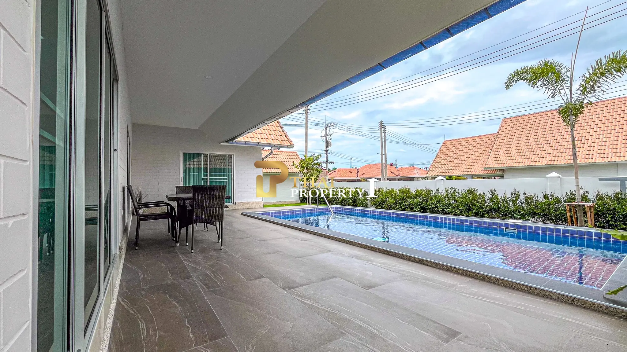 Fullt møblert 3- soveroms villa med basseng i Dusita Lakeside Village, Hua Hin – Eierform: Freehold