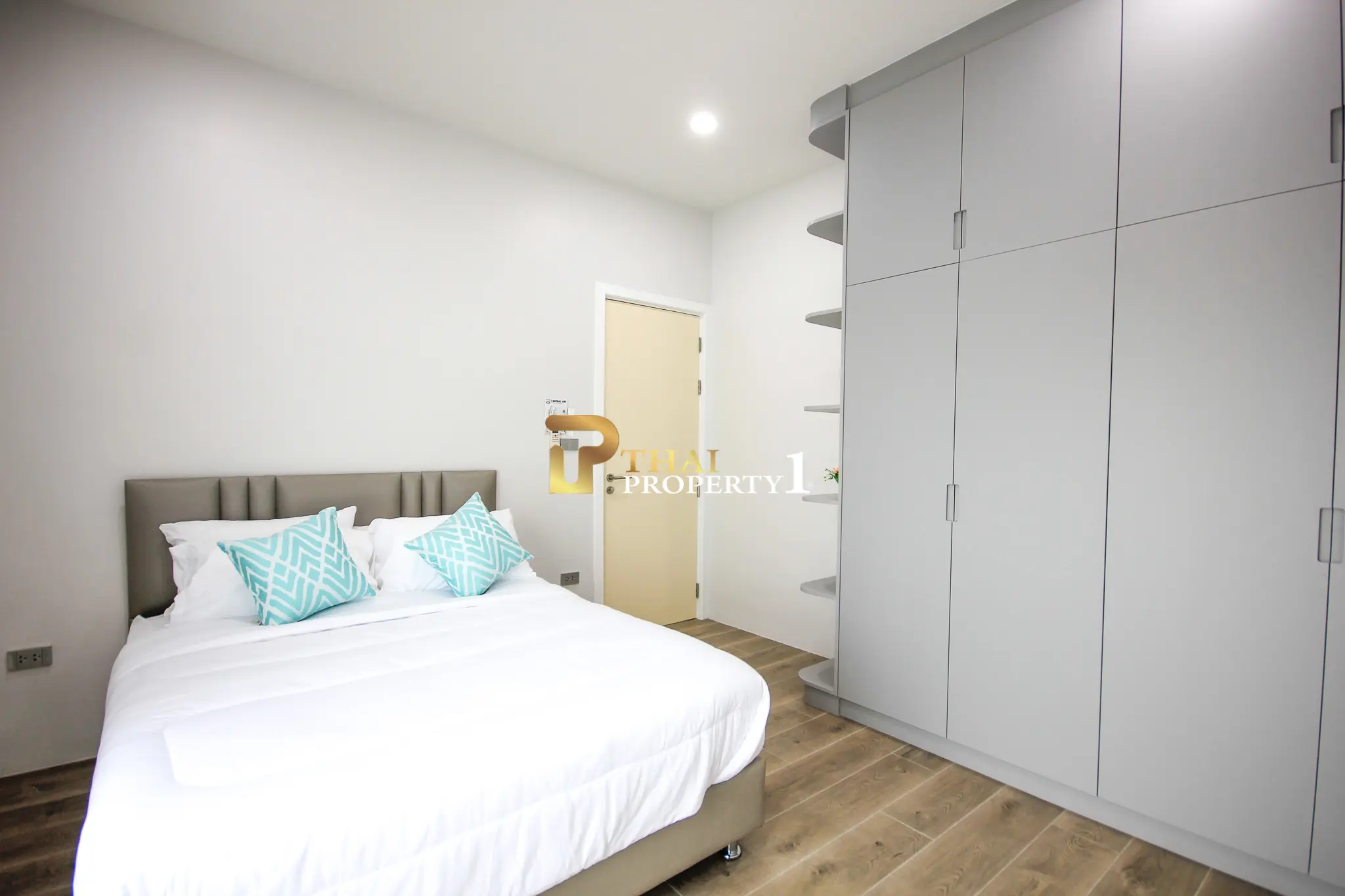 Fullt møblert 3- soveroms villa med basseng i Dusita Lakeside Village, Hua Hin – Eierform: Freehold