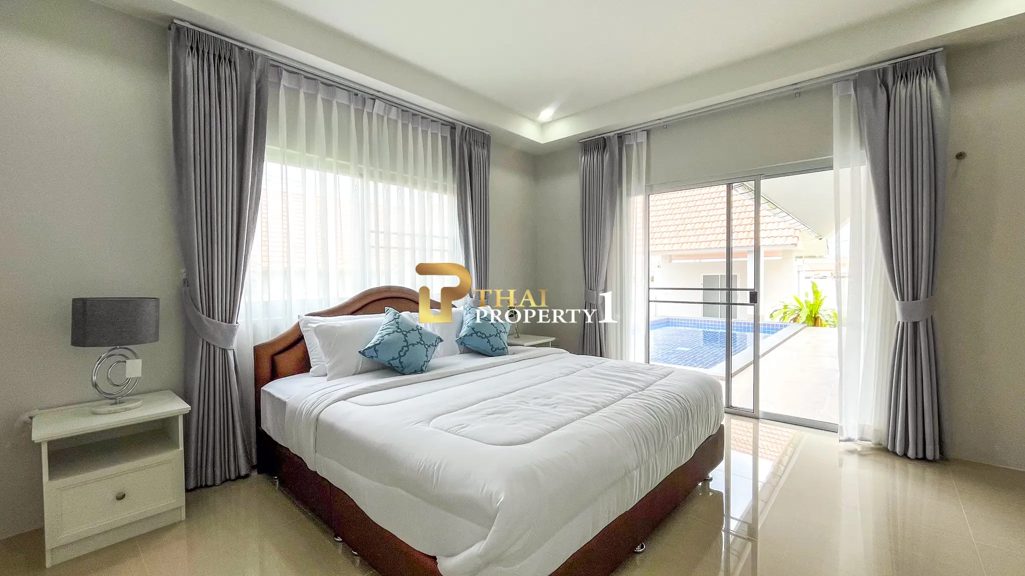 Fullt møblert 3- soveroms villa med basseng i Dusita Lakeside Village, Hua Hin – Eierform: Freehold