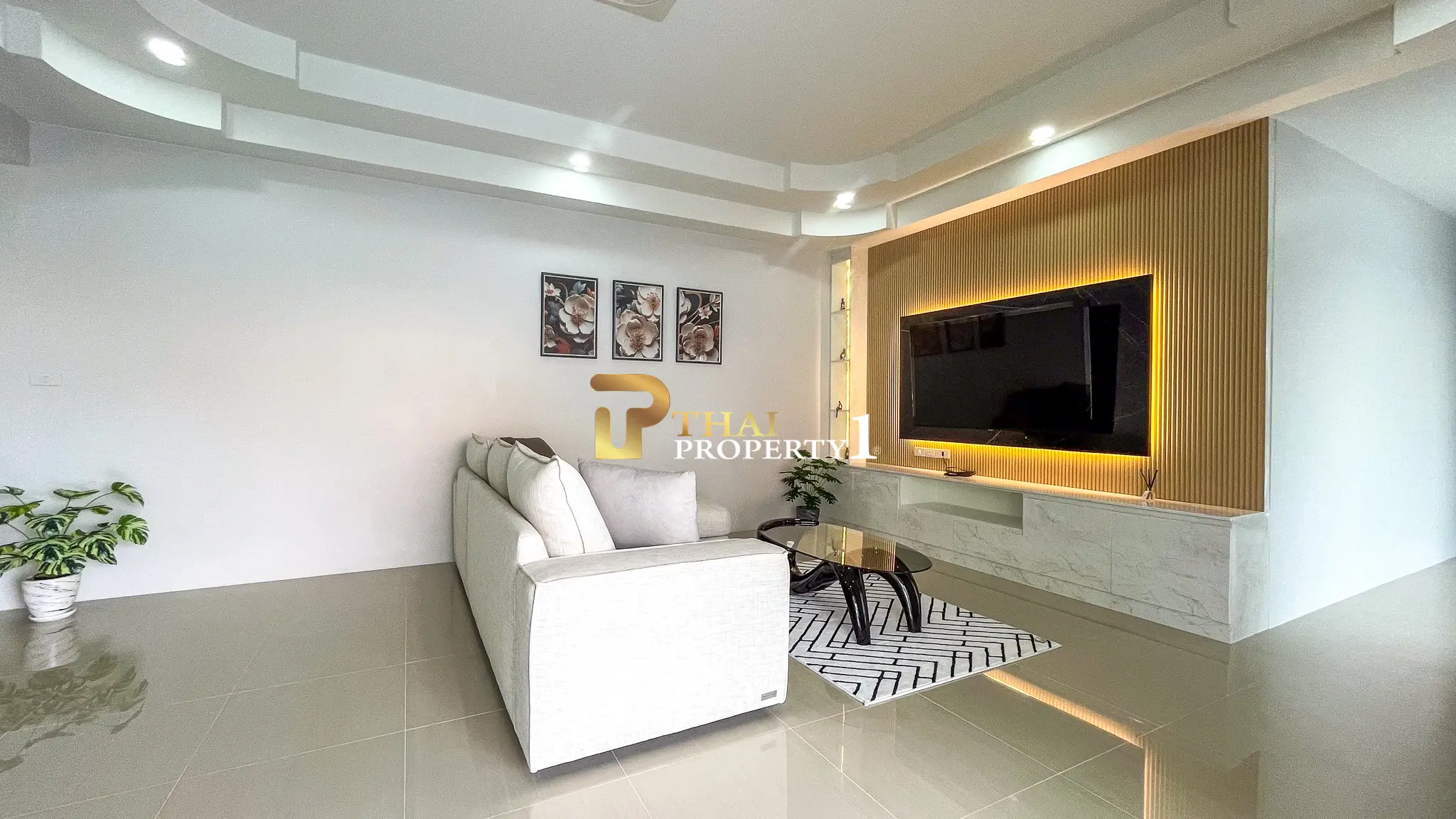 Fullt møblert 3- soveroms villa med basseng i Dusita Lakeside Village, Hua Hin – Eierform: Freehold