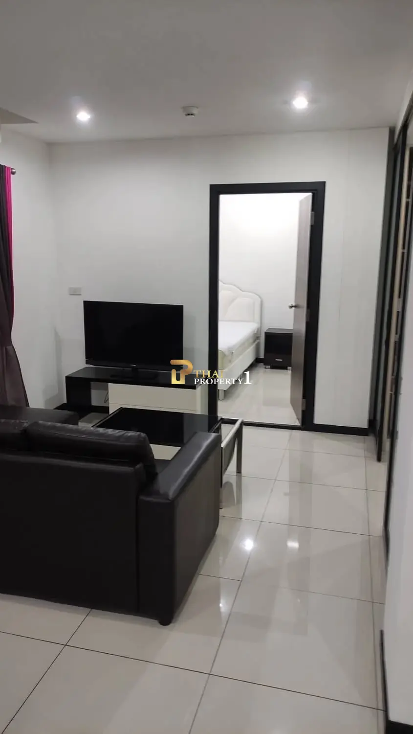 Pet-Friendly 2-Bedroom Condo for Sale in Pratumnak - Siam Oriental Elegance 1
