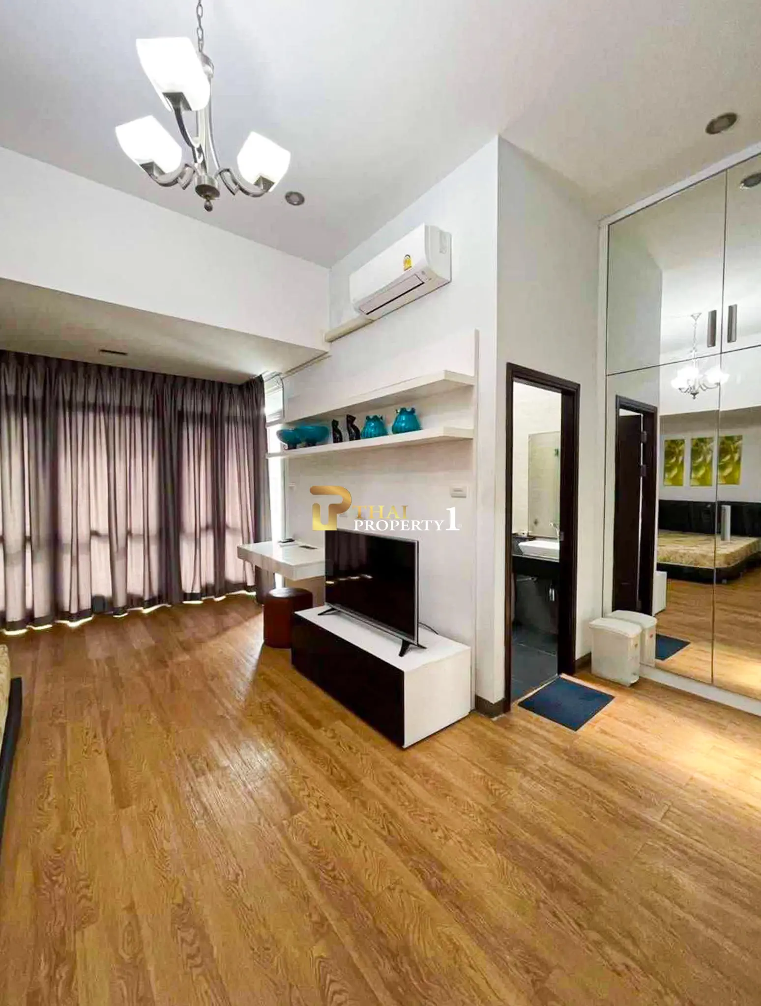 Corner 2-Bedroom Townhouse with Private Pool for Sale in Khao Talo Pattaya