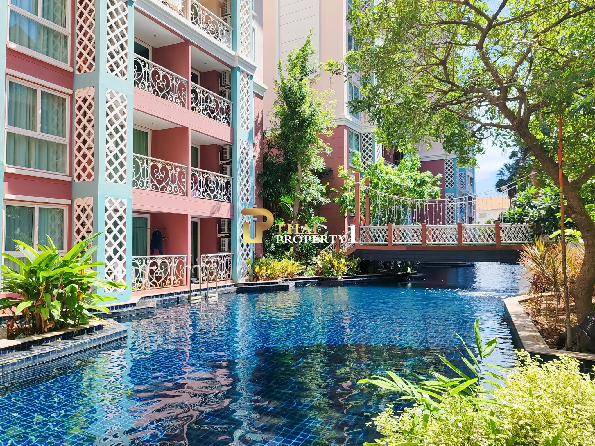 1 Bedroom Pool Access Condo for Sale in Jomtien - Grande Caribbean Condo Resort Pattaya