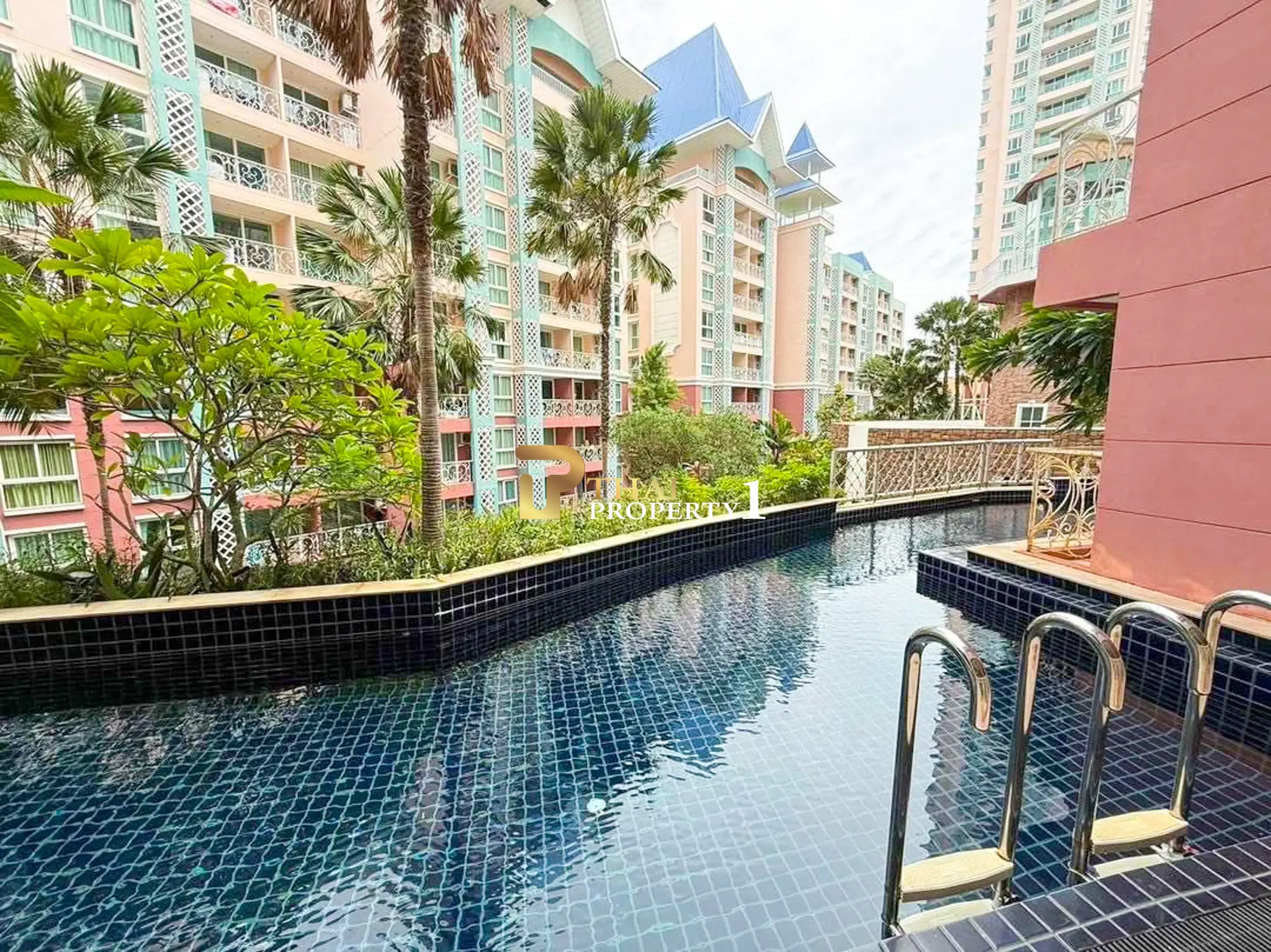 1 Bedroom Pool Access Condo for Sale in Jomtien - Grande Caribbean Condo Resort Pattaya