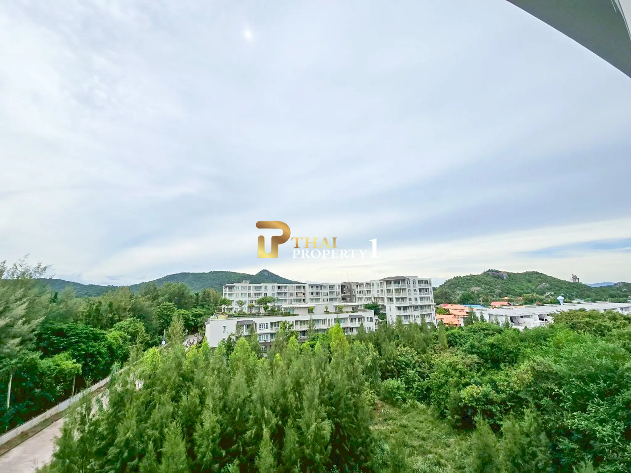 คอนโด 1 ห้องนอน ขายที่บ้านวิววิมาน หัวหิน – ชั้นบนสุด | โควต้าชาวต่างชาติ