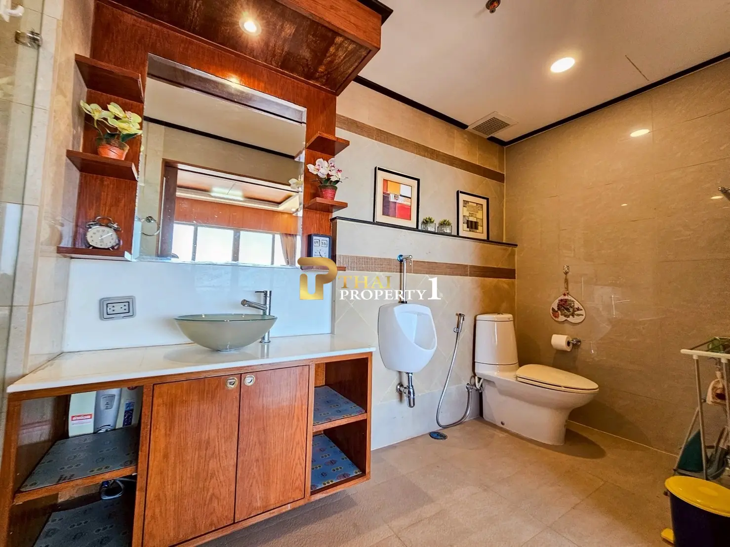 Spacious 3BR Condo with Sea Views – 190 Sq.m. on 7th Floor | Boat House Hua Hin
