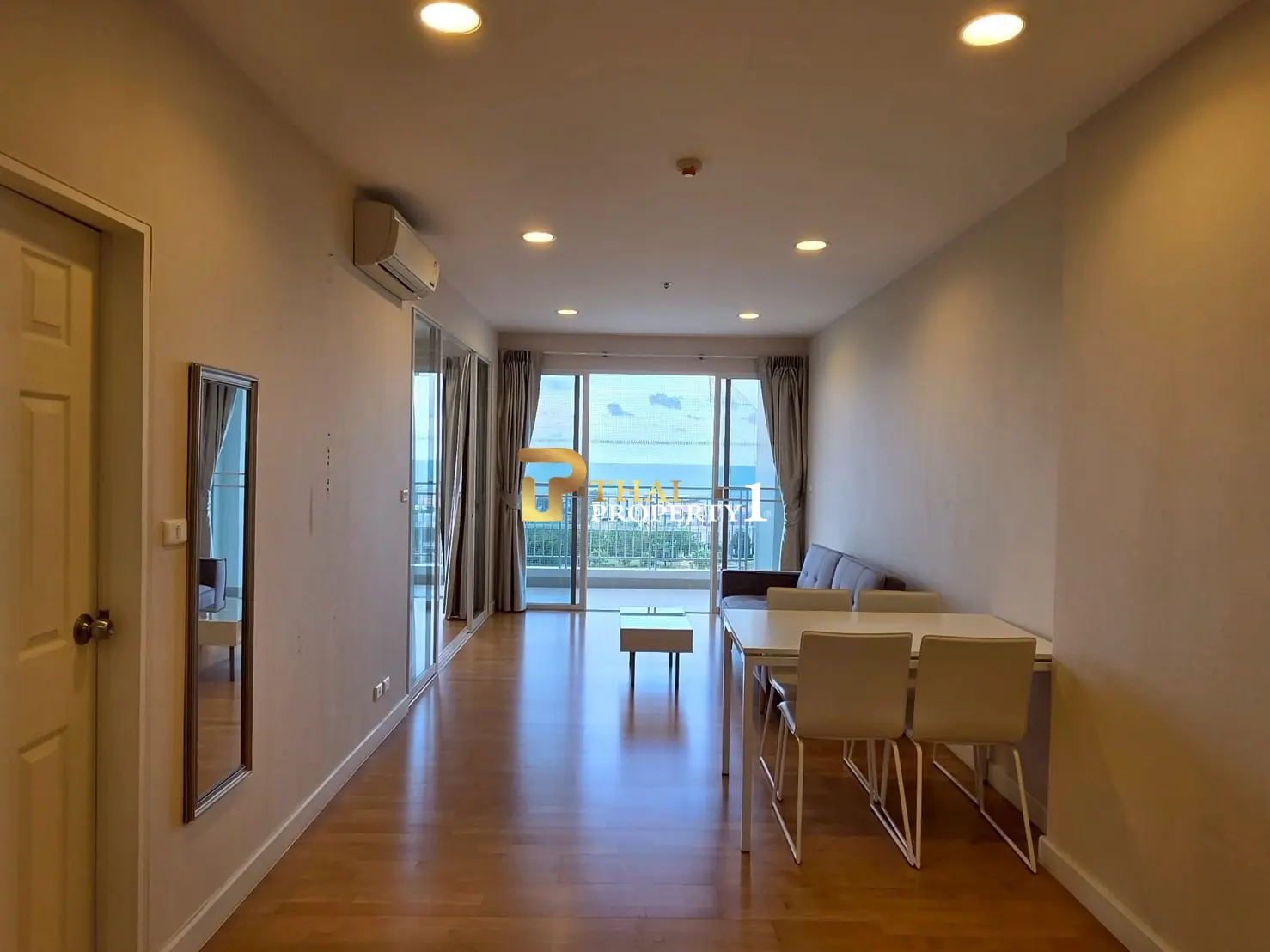Stylish 2-Bed, 2-Bath condo For Sale - Boathouse Hua Hin 