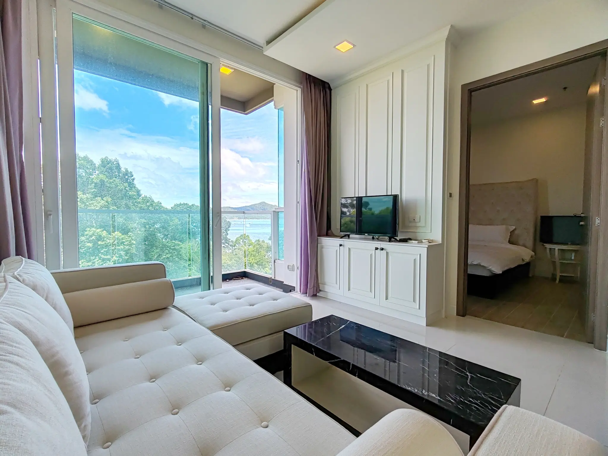 Beachfront 1-Bedroom Condo for Sale at Delmare Bangsaray – Stunning Seaview, Fully Furnished