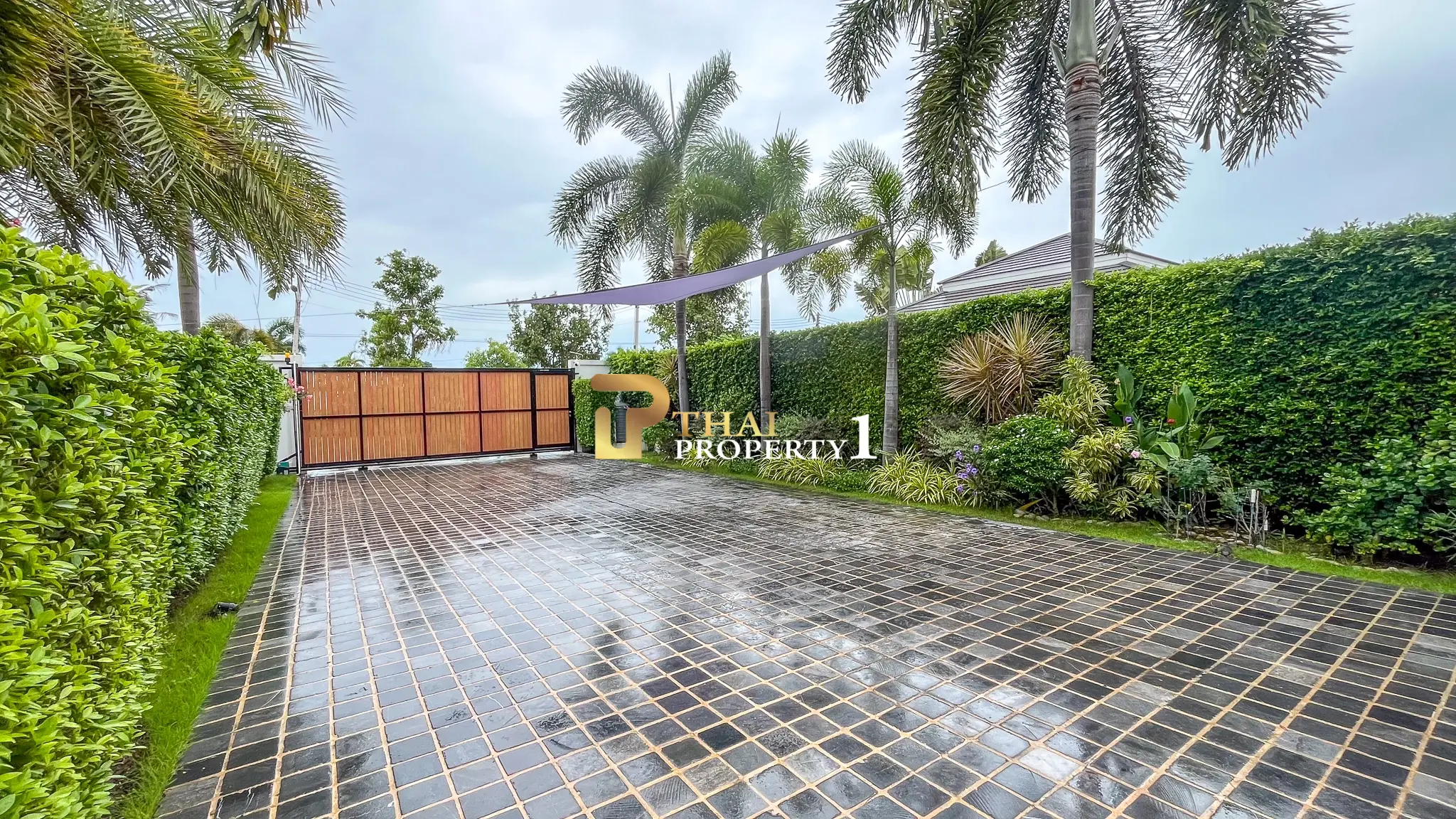 Beautifully 4 Bedroom Corner Plot Pool Villa For Sale - Hua Hin/Cha Am The Clouds 1