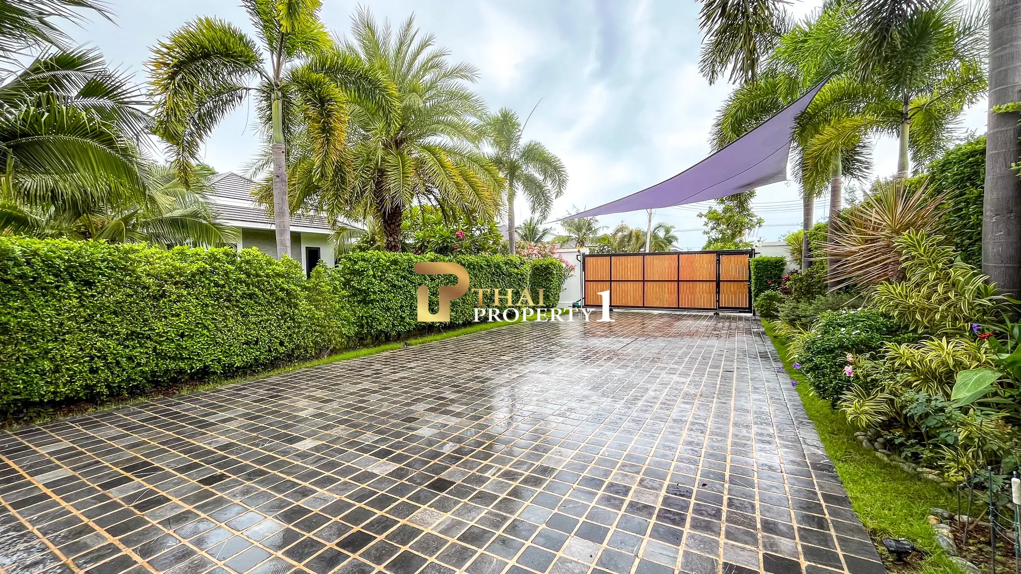 Beautifully 4 Bedroom Corner Plot Pool Villa For Sale - Hua Hin/Cha Am The Clouds 1
