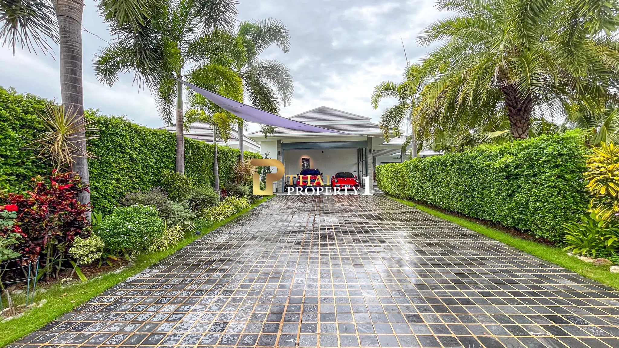 Beautifully 4 Bedroom Corner Plot Pool Villa For Sale - Hua Hin/Cha Am The Clouds 1