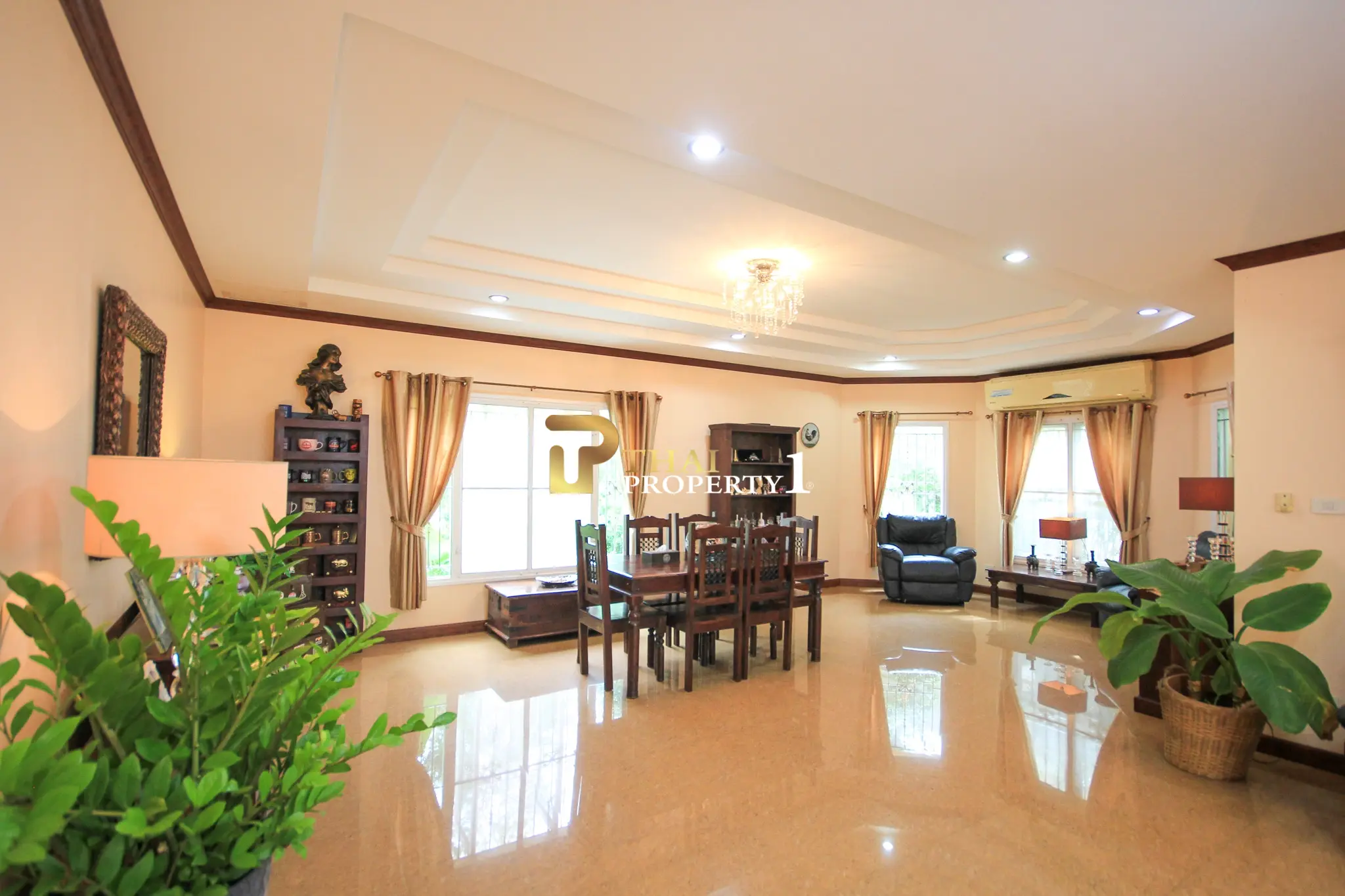 Tranquil Living in Hua Hin Soi 6 – Private Pool Villa Near City Center