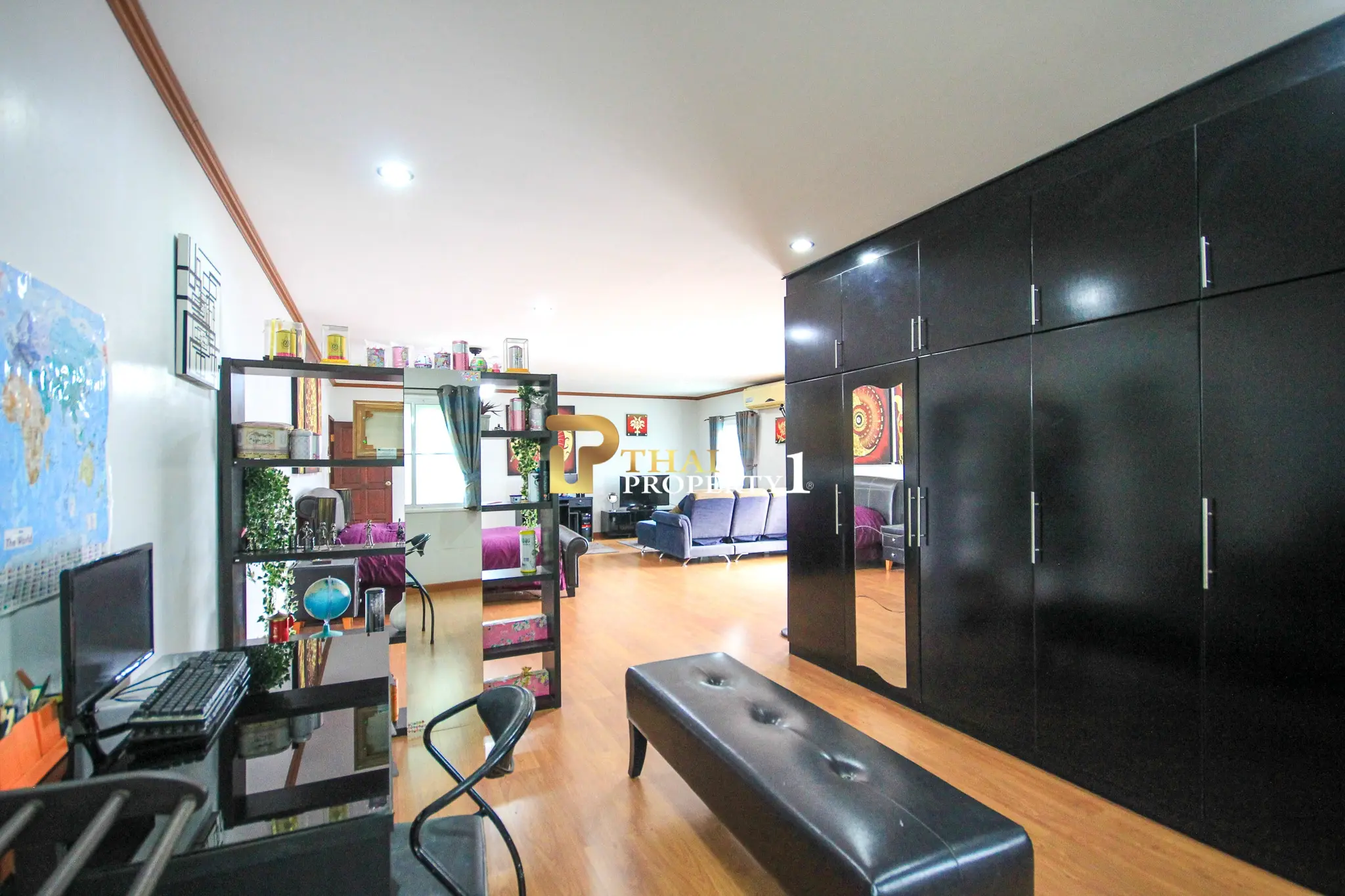 Tranquil Living in Hua Hin Soi 6 – Private Pool Villa Near City Center