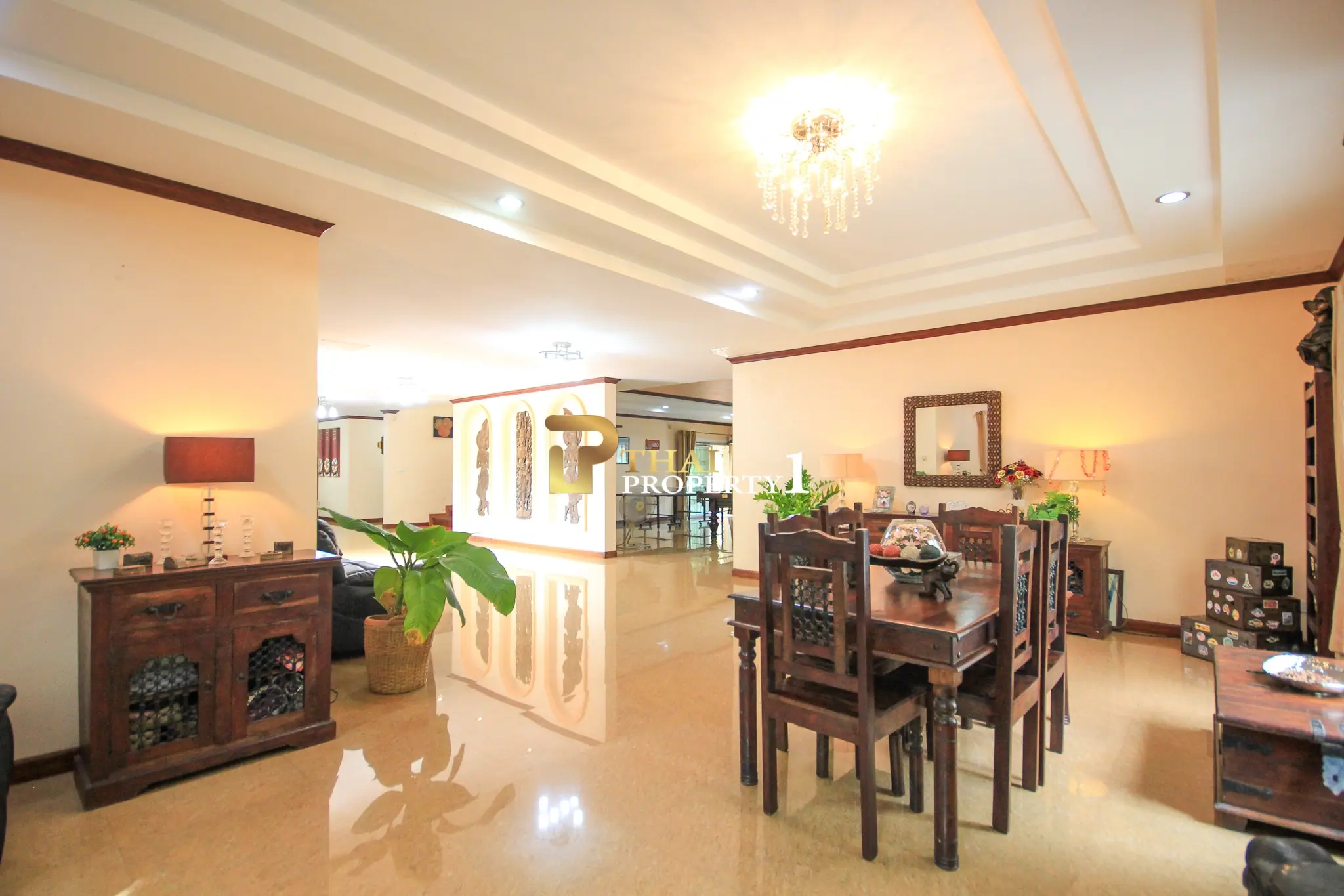 Tranquil Living in Hua Hin Soi 6 – Private Pool Villa Near City Center