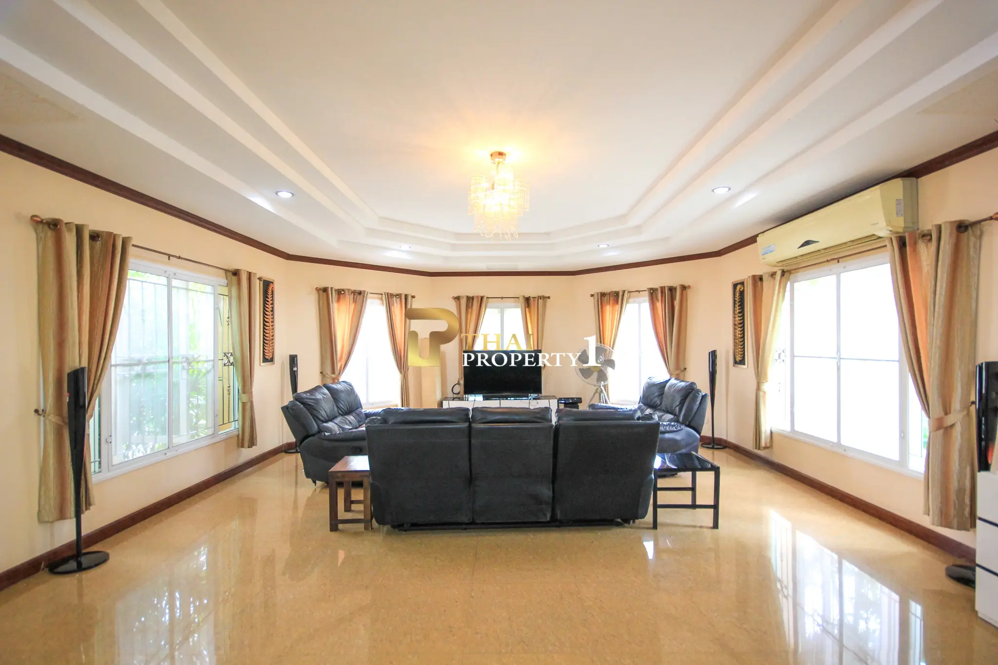 Tranquil Living in Hua Hin Soi 6 – Private Pool Villa Near City Center