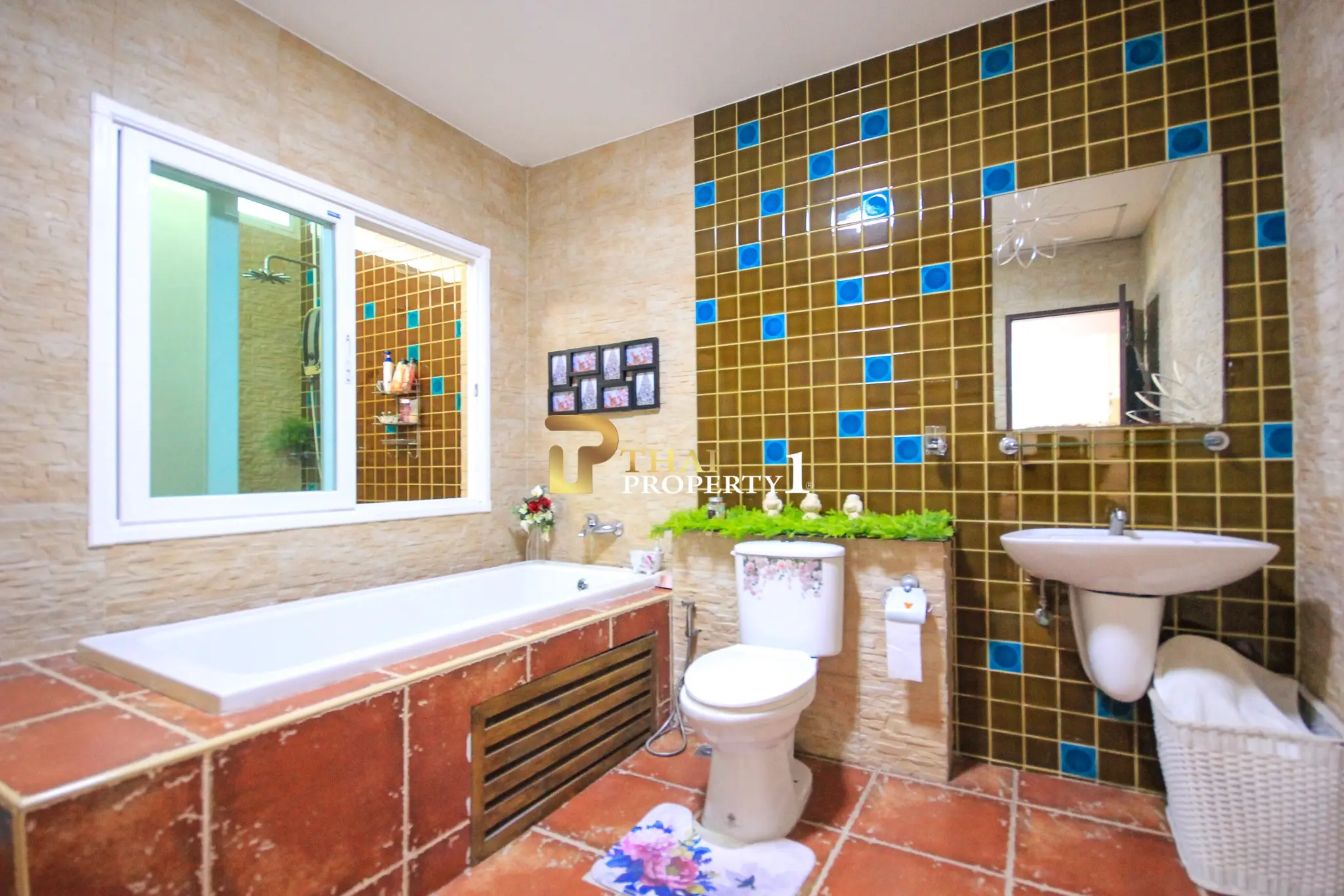 Tranquil Living in Hua Hin Soi 6 – Private Pool Villa Near City Center