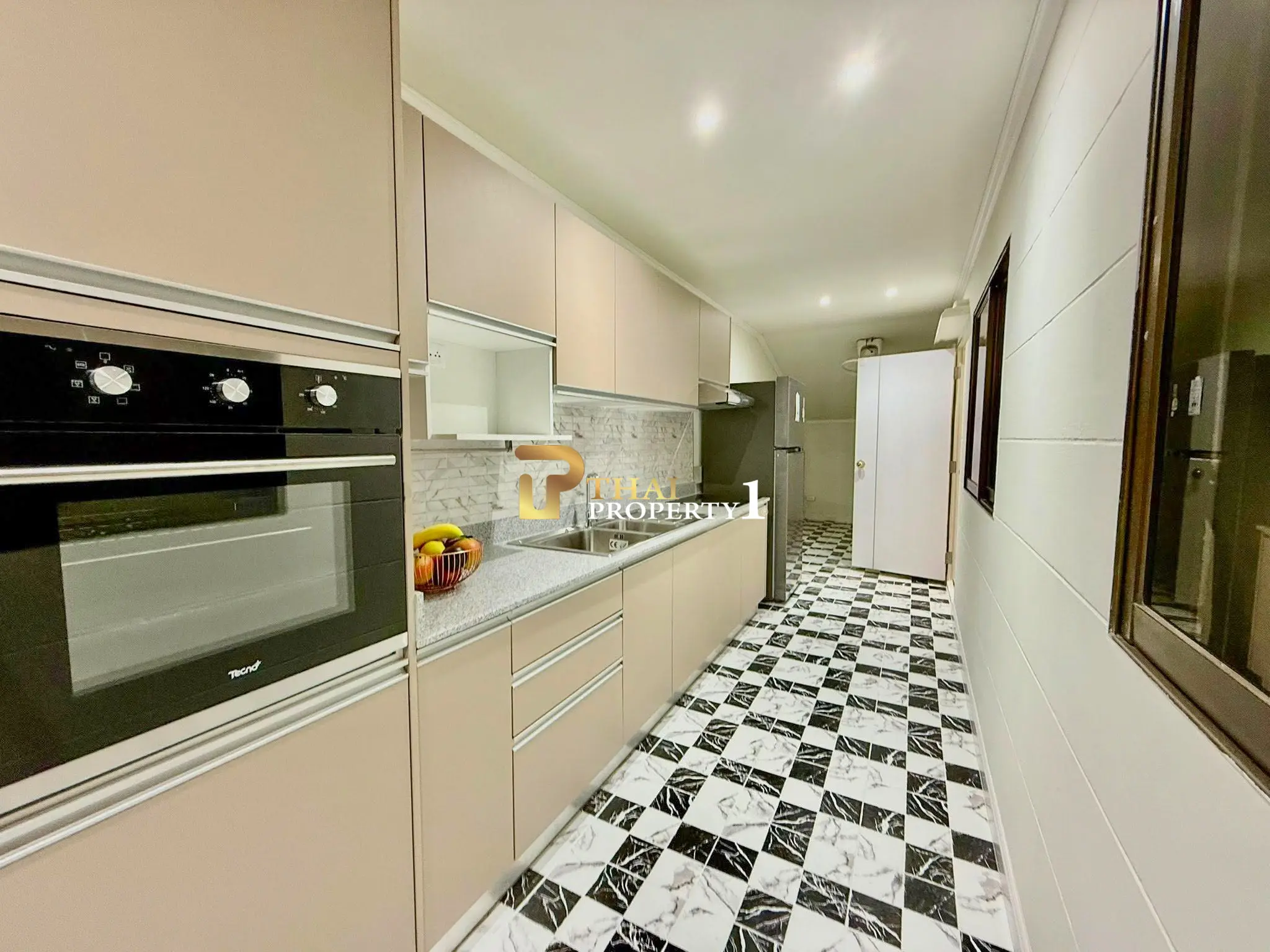 Newly Renovated Pool Villa– East Pattaya 4 Bedrooms Fully Furnished | 6.95 MB