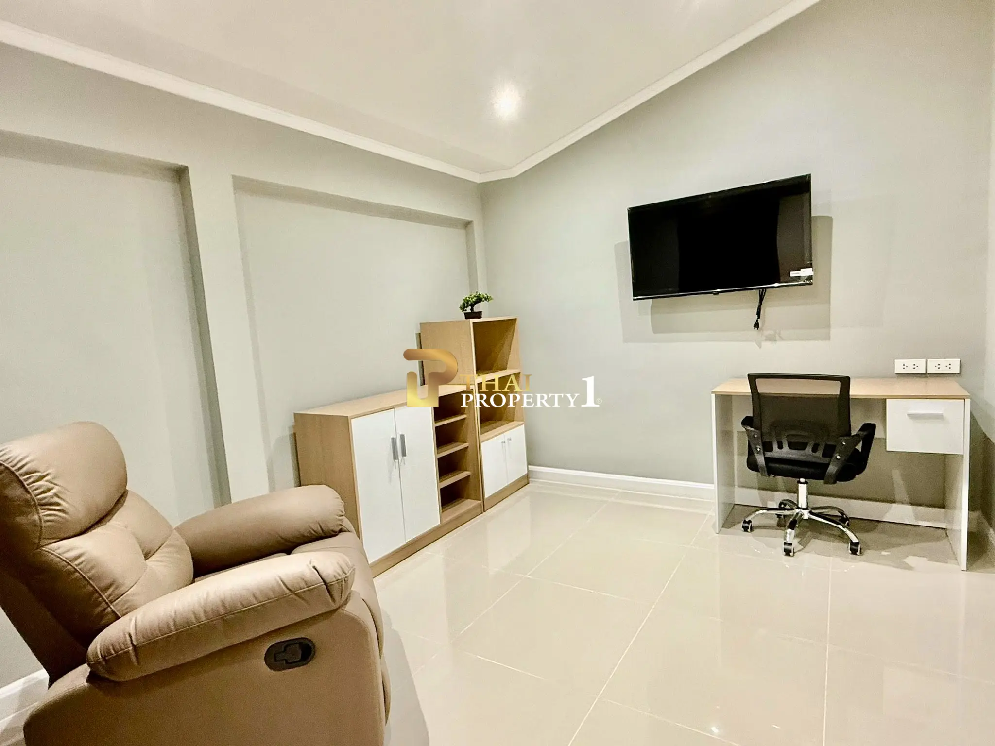 Newly Renovated Pool Villa– East Pattaya 4 Bedrooms Fully Furnished | 6.95 MB