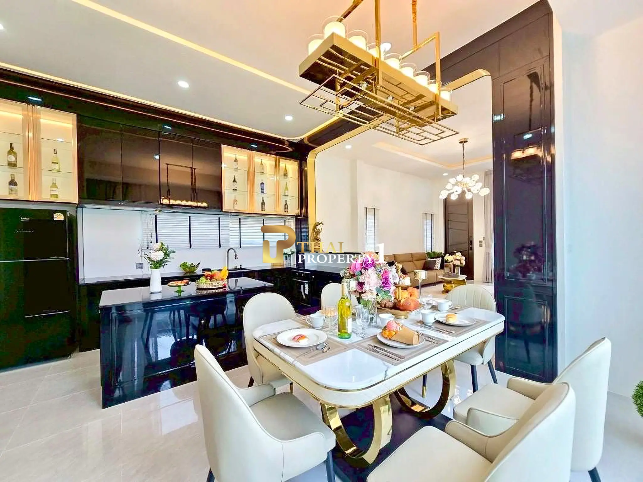  Modern Luxury Home for Sale in East Pattaya, Fully Furnished, 6.59 MB
