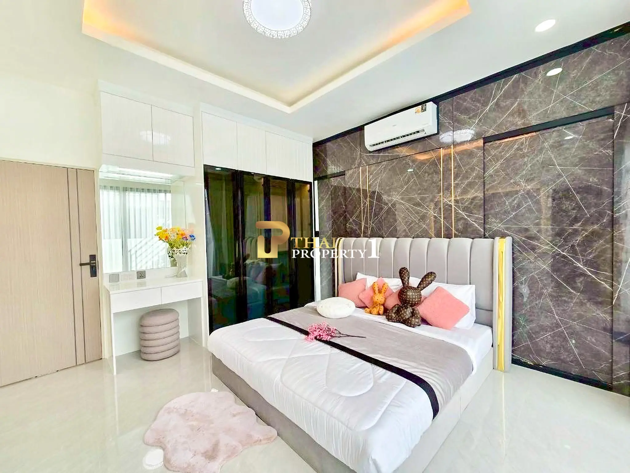  Modern Luxury Home for Sale in East Pattaya, Fully Furnished, 6.59 MB