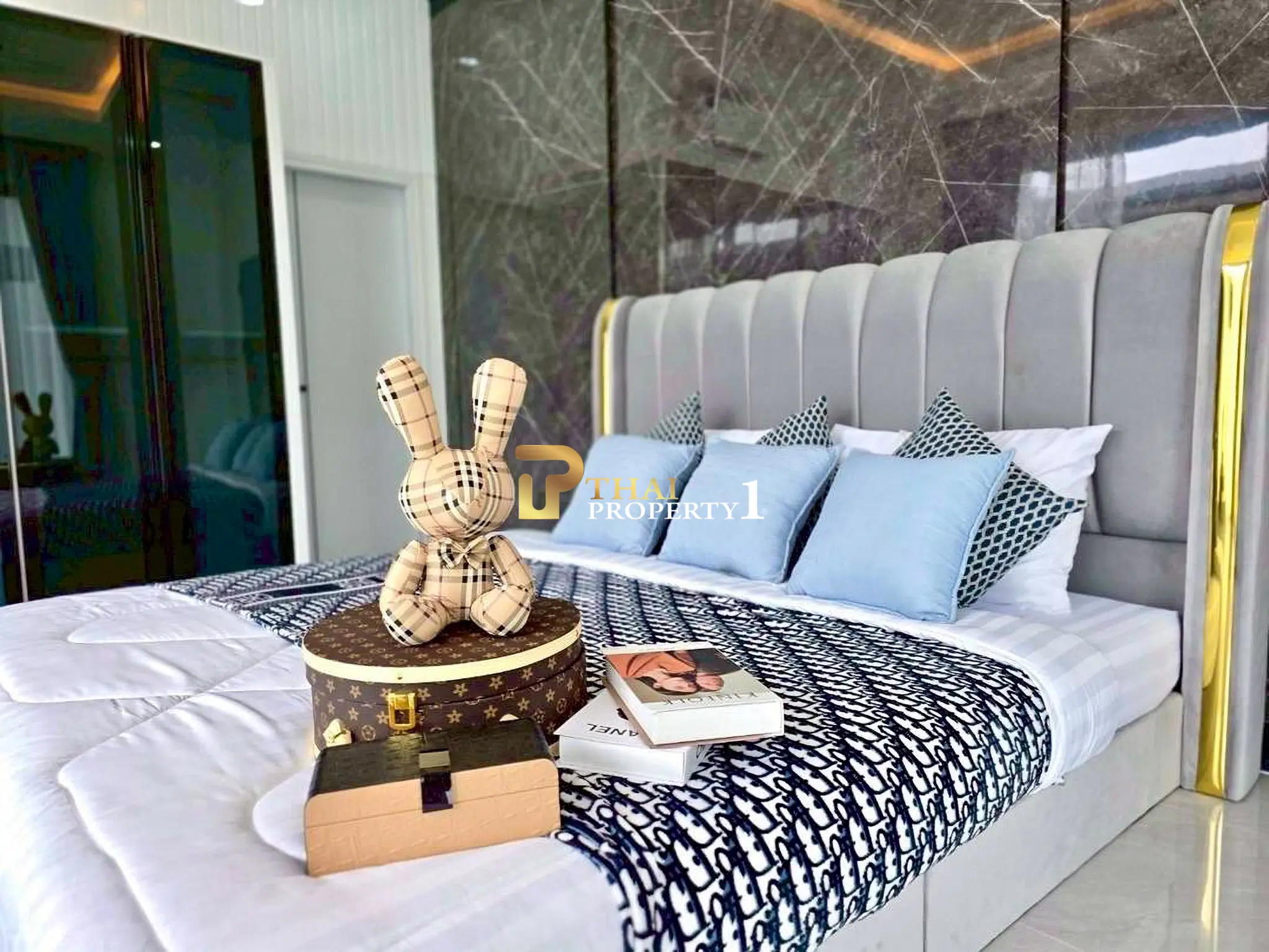  Modern Luxury Home for Sale in East Pattaya, Fully Furnished, 6.59 MB