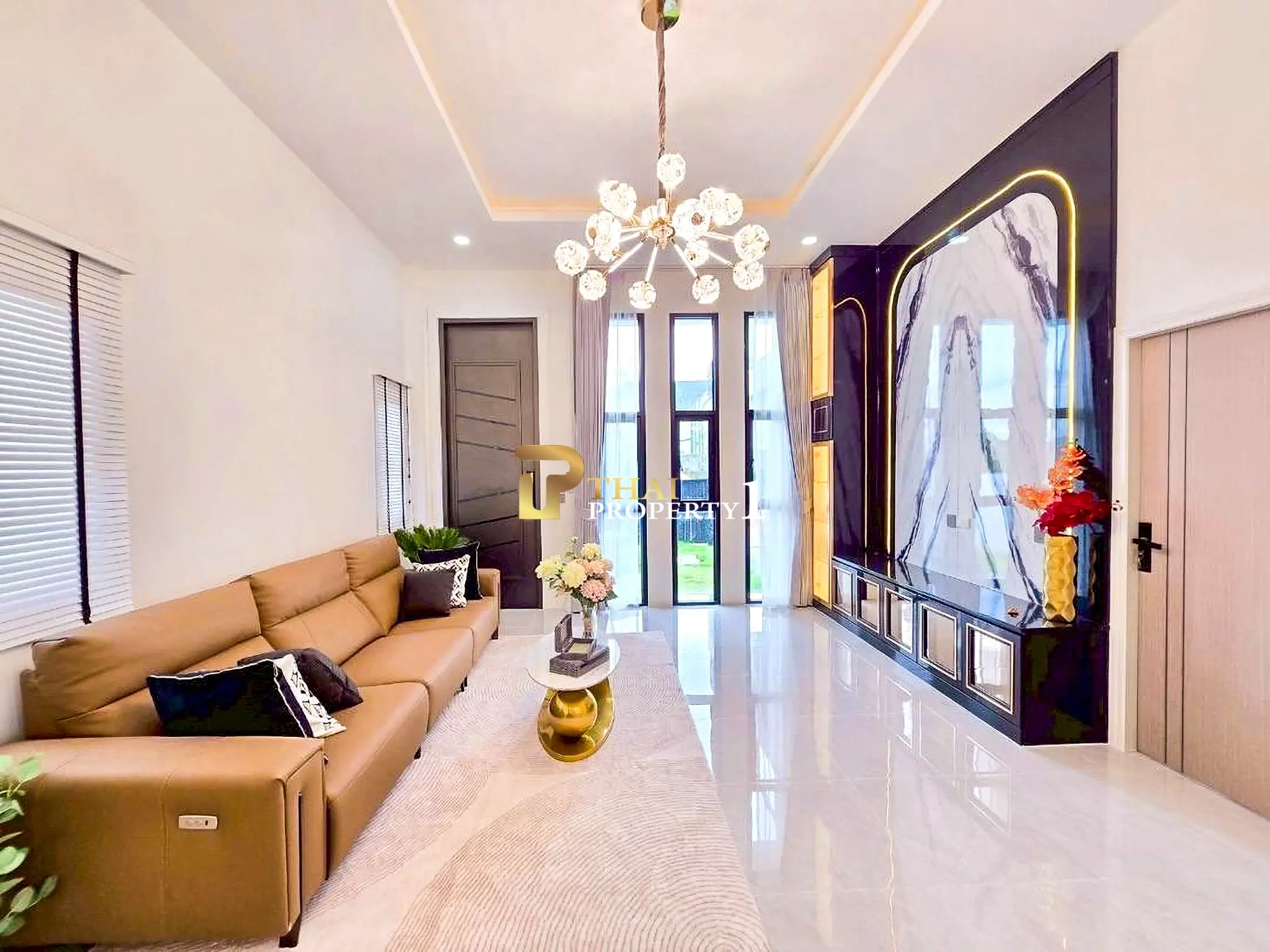  Modern Luxury Home for Sale in East Pattaya, Fully Furnished, 6.59 MB