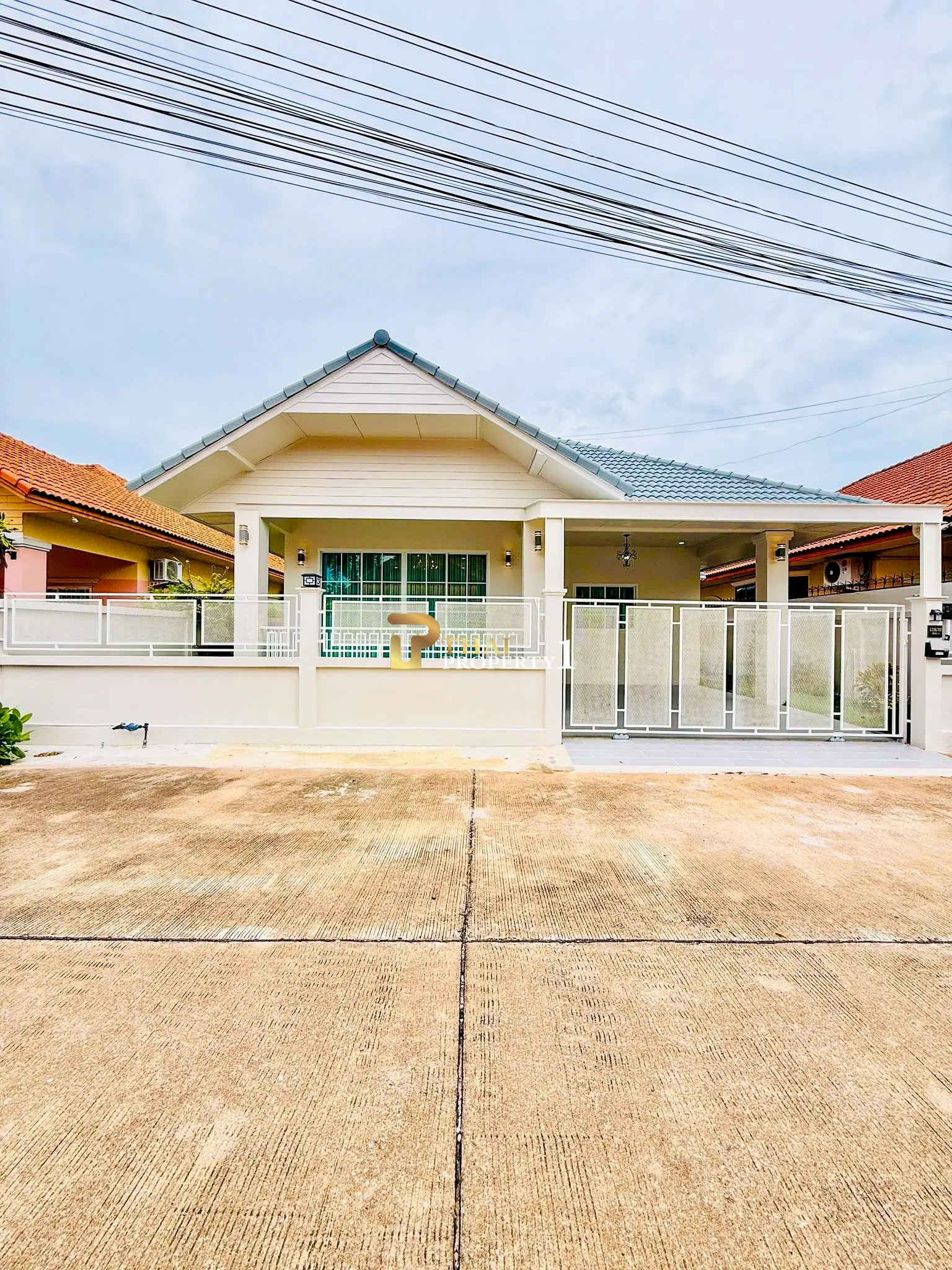 Ready to Move In House for Sale – Classic Home 3 Bedrooms, Fully Furnished, 4.99 Million Baht 