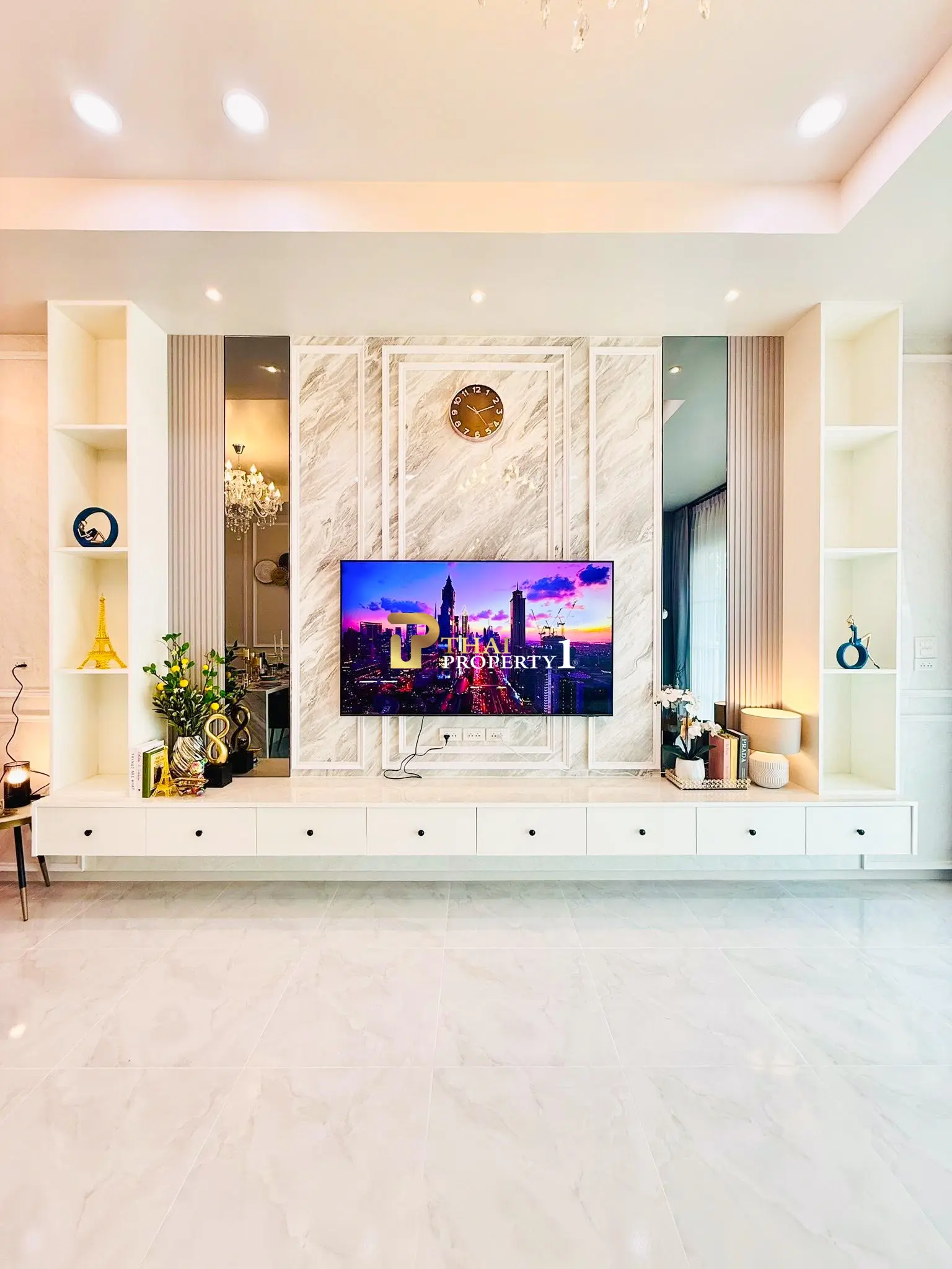 Ready to Move In House for Sale – Classic Home 3 Bedrooms, Fully Furnished, 4.99 Million Baht 