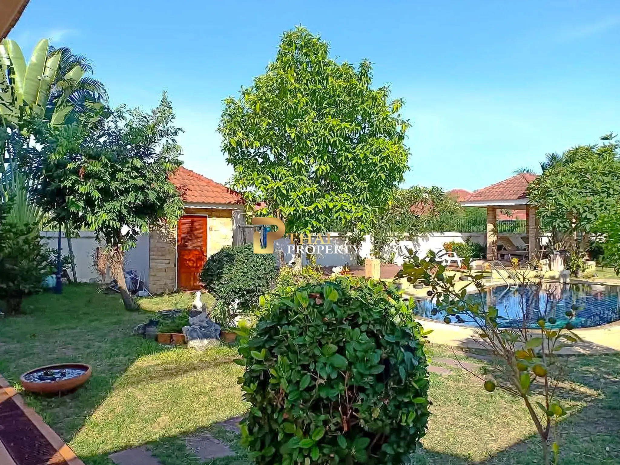 Spacious 3-Bedroom Pool Villa for Sale Near Jomtien Beach Large Garden - View Point Village