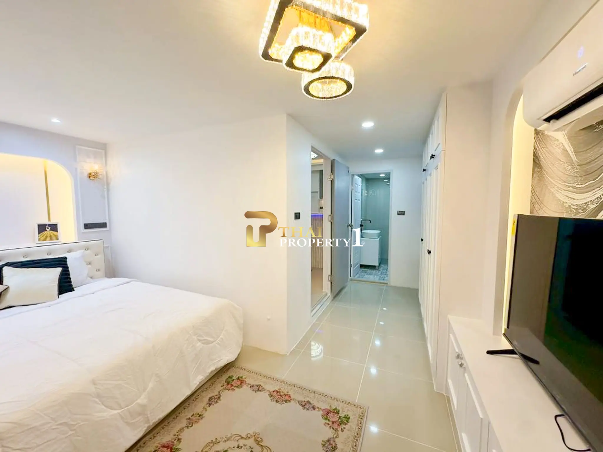 Single House with Private Pool Paradise Hill 2, Pattaya 3 Bedroom 7.99 Million Baht 