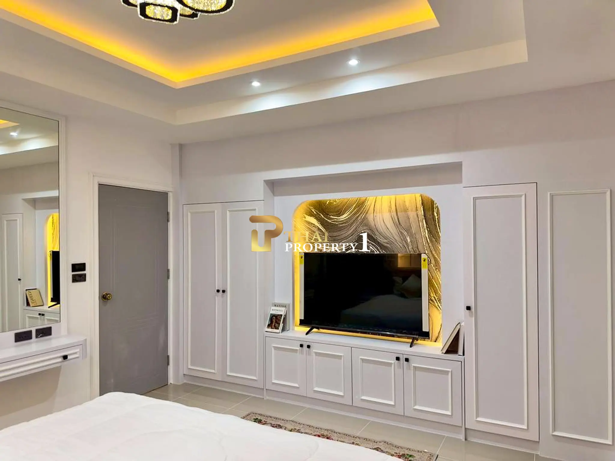 Single House with Private Pool Paradise Hill 2, Pattaya 3 Bedroom 7.99 Million Baht 