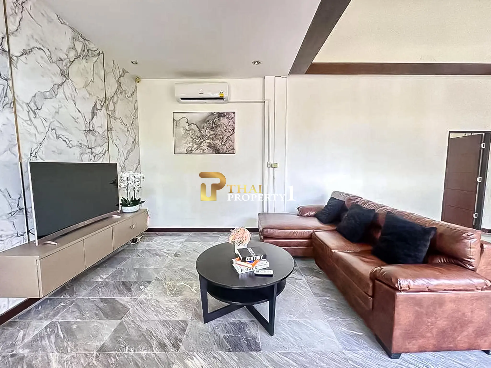 4-Bedroom Pool Villa for Sale in Na Jomtien – Nagawari Village, Near Beach