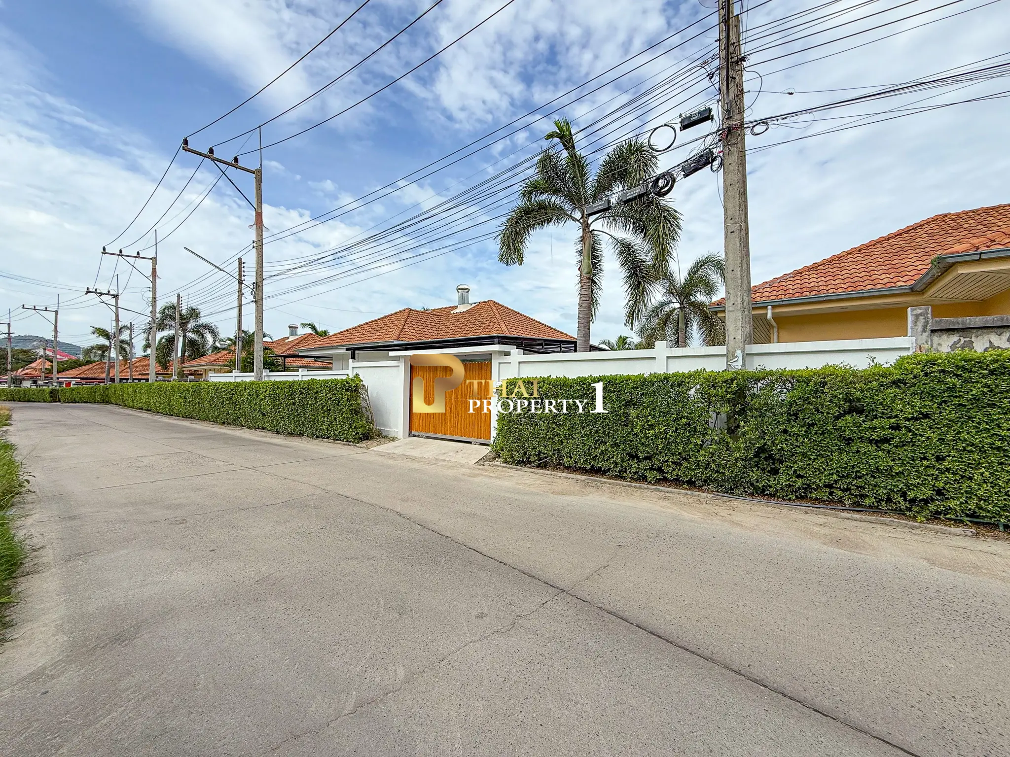 Fully furnished 2  Bedroom House At Pineapple Village - Hua Hin