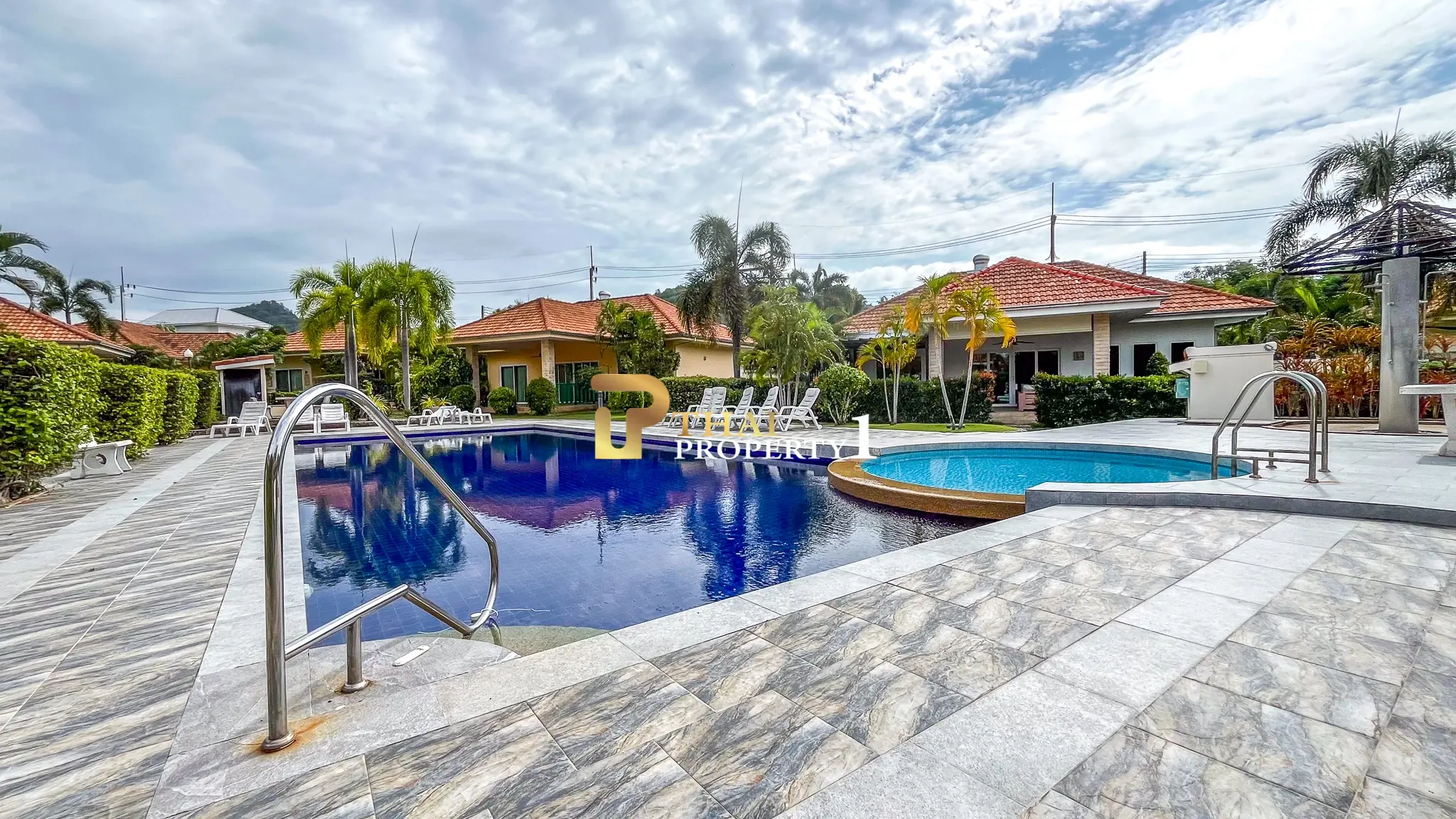 Fully furnished 2  Bedroom House At Pineapple Village - Hua Hin