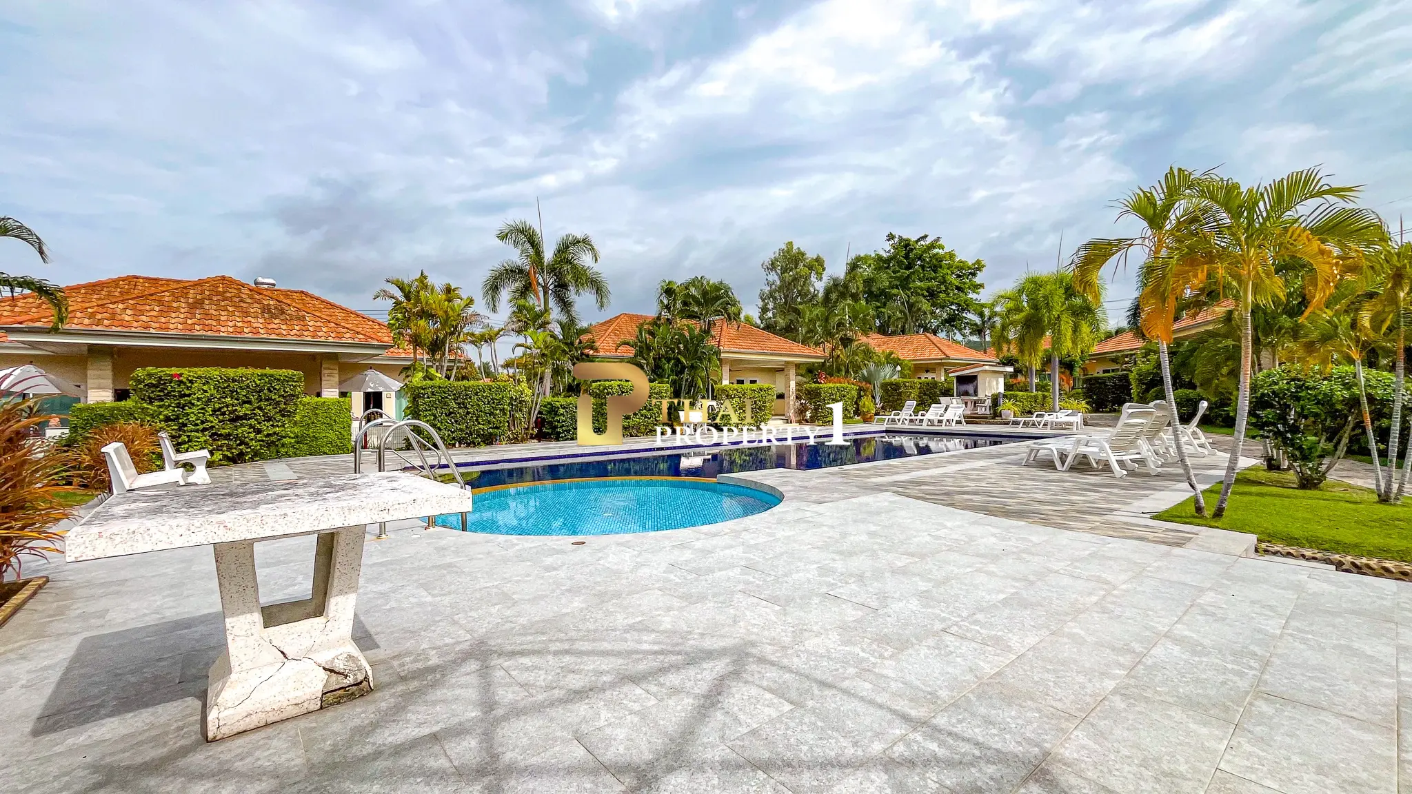 Fully furnished 2  Bedroom House At Pineapple Village - Hua Hin