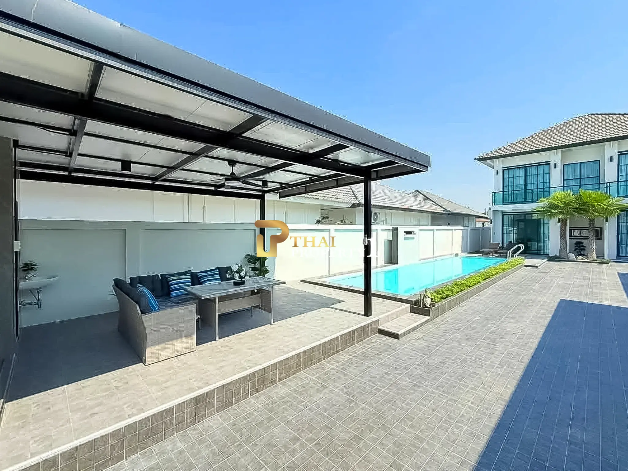 Modern Renovated 6 Bedroom Pool Villa for Sale near Mabprachan Lake Pattaya
