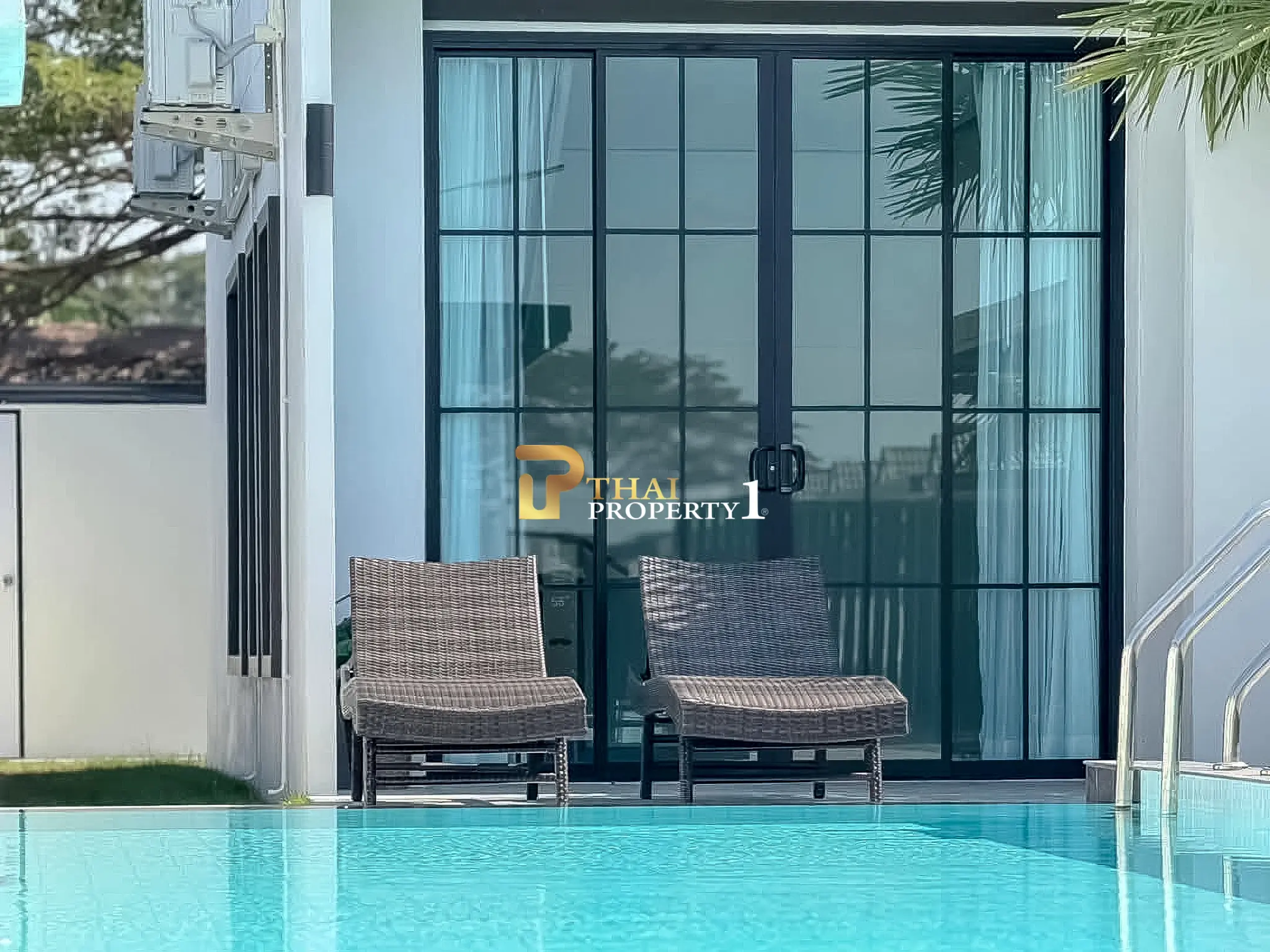 Modern Renovated 6 Bedroom Pool Villa for Sale near Mabprachan Lake Pattaya