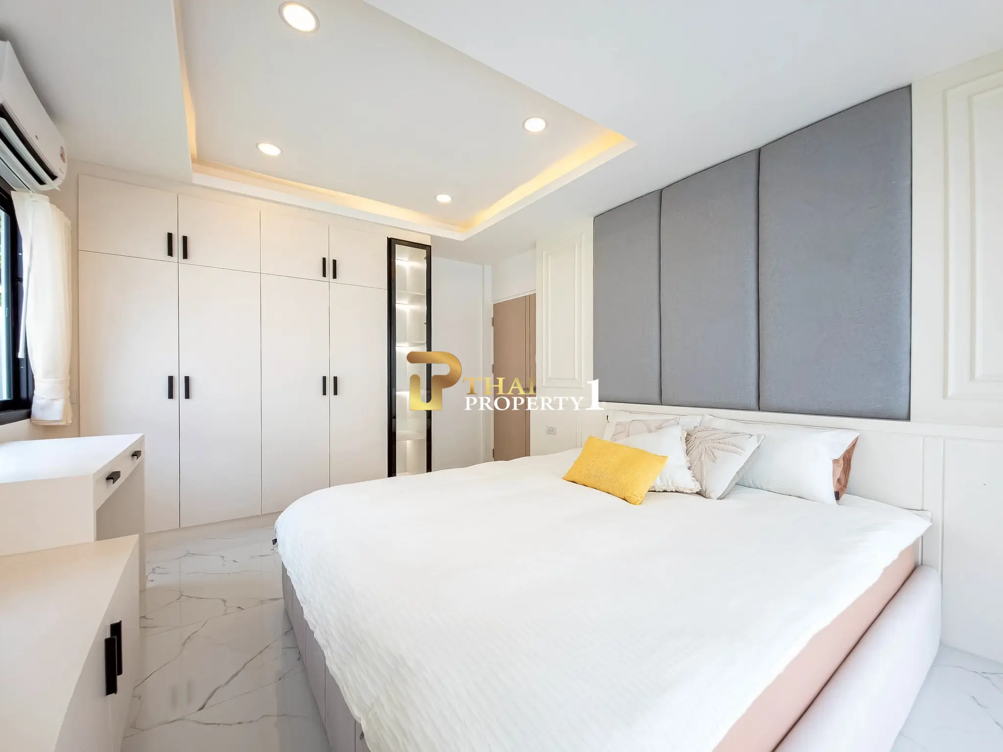 ขาย บ้านพร้อมสระว่ายน้ำ 5 ห้องนอน รีโนเวทใหม่ ใกล้ชายหาด พัทยาใต้ เทพประสิทธิ์
