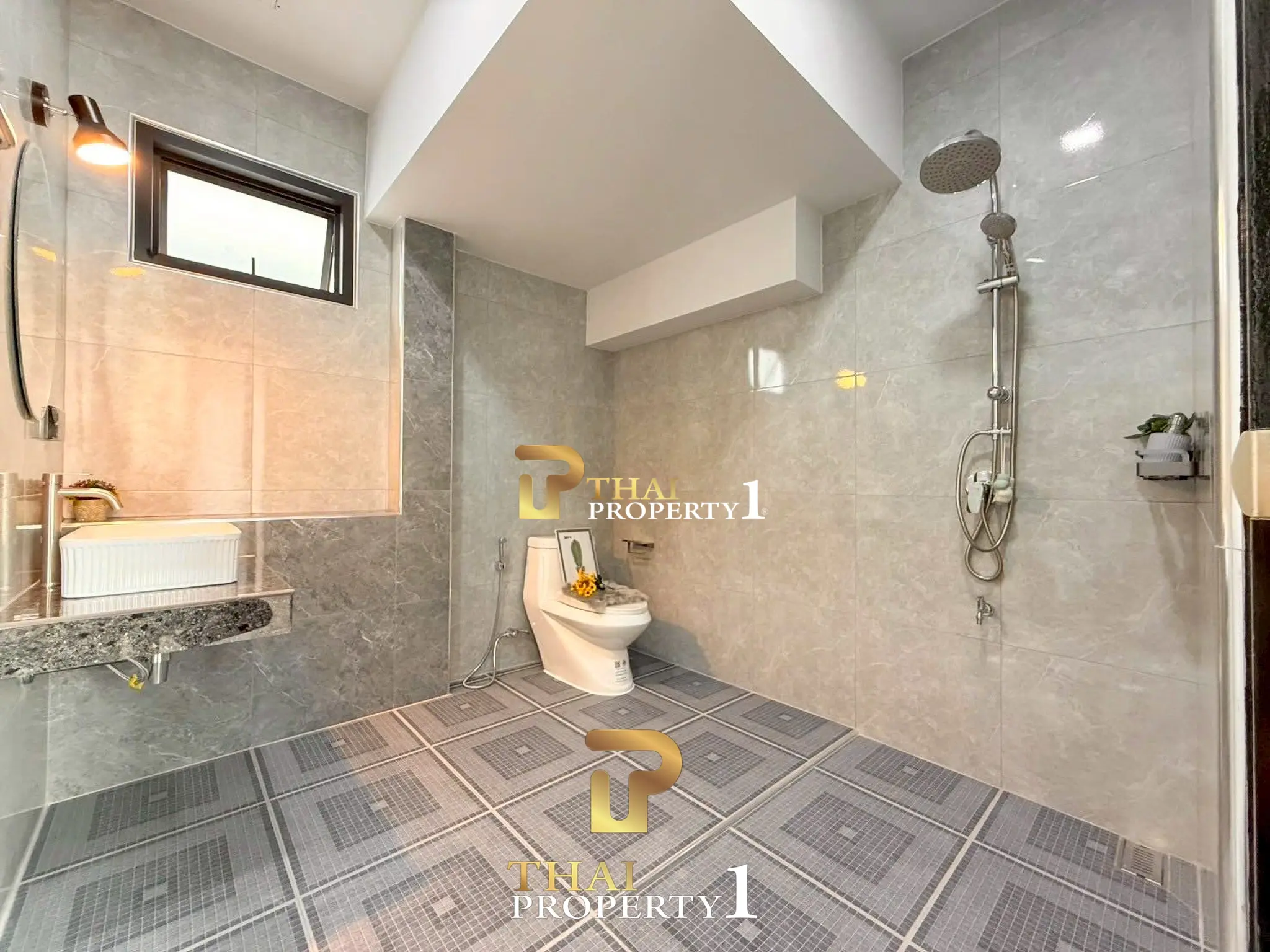  For Sale: 2-Storey House at TW Garden Hill, Huay Yai  near Jomtien Beach